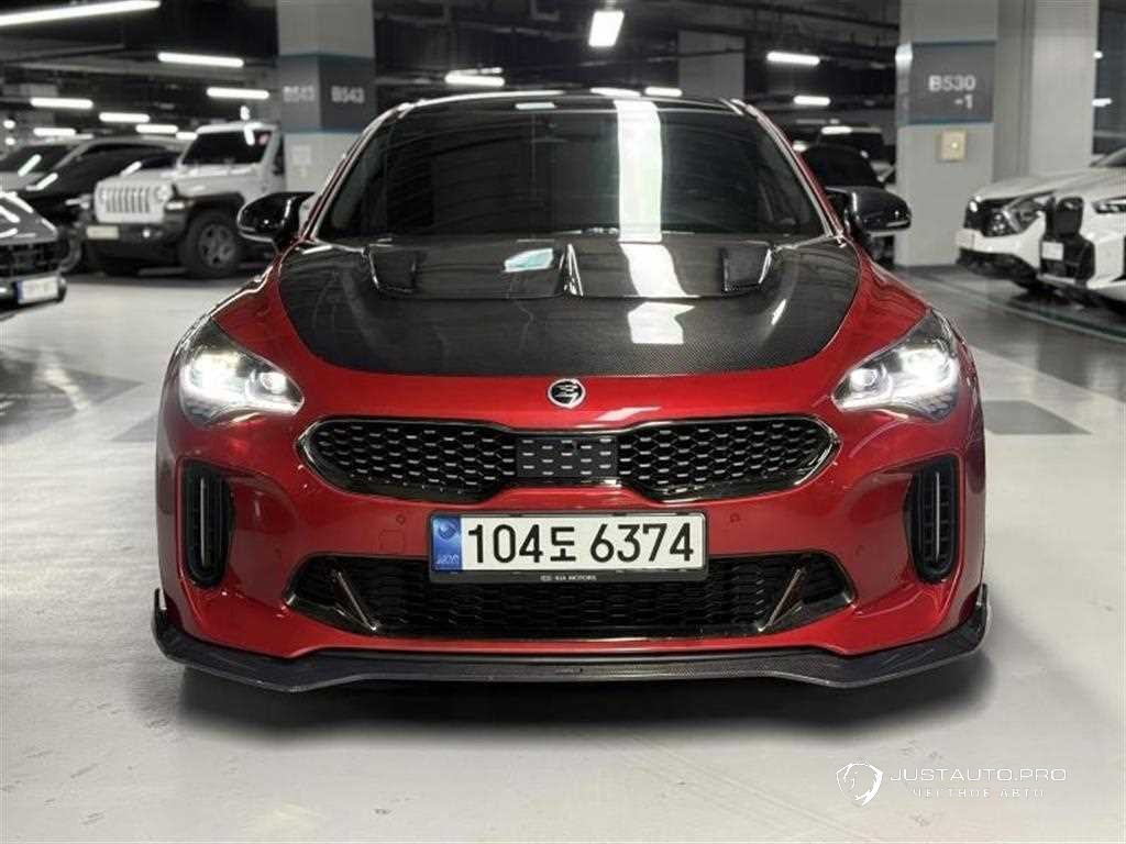 Автомобиль Kia Stinger