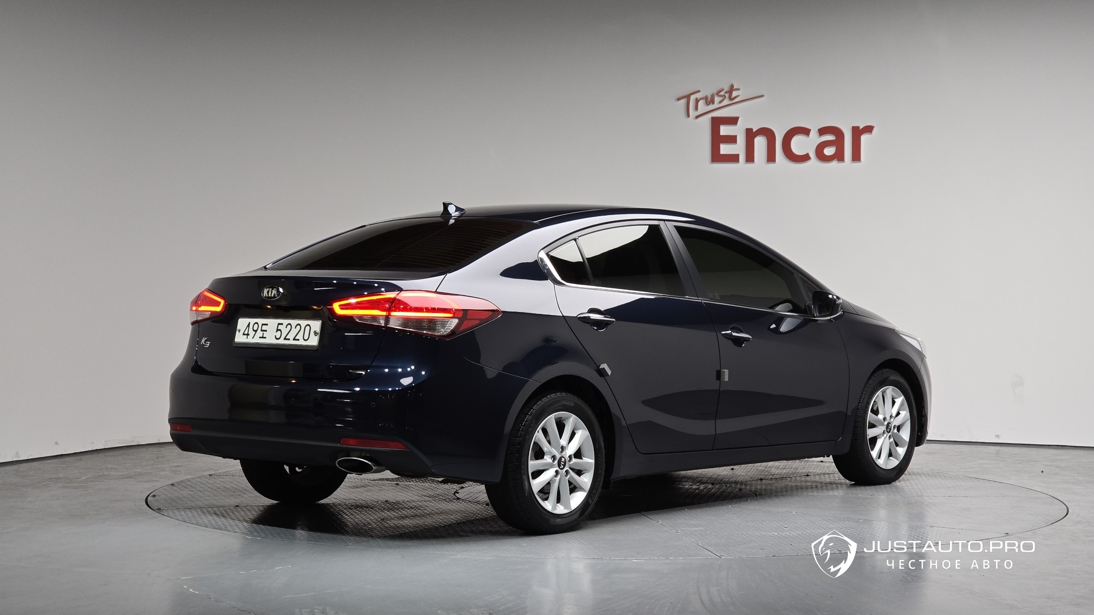Автомобиль Kia K3