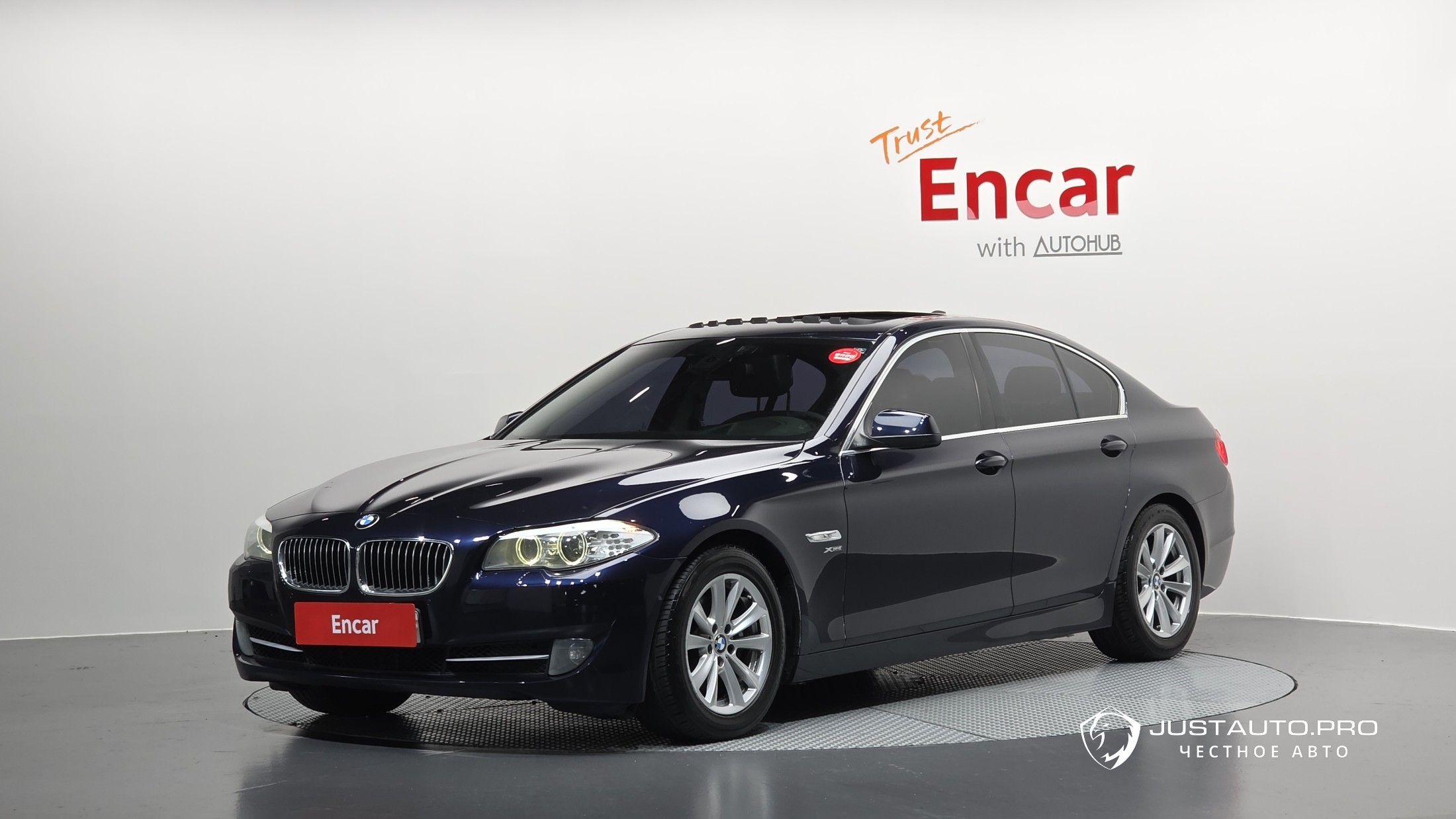 Автомобиль BMW 5-Series