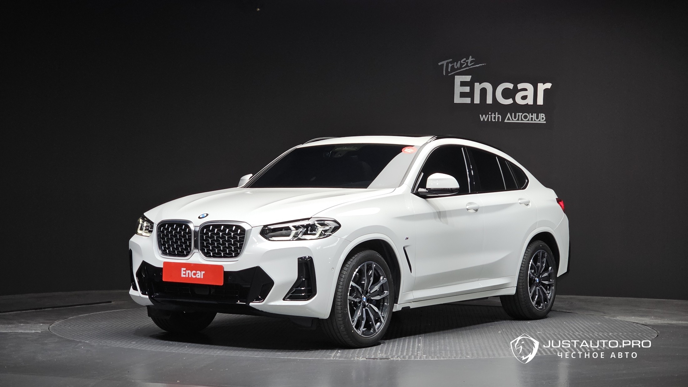 Автомобиль BMW X4