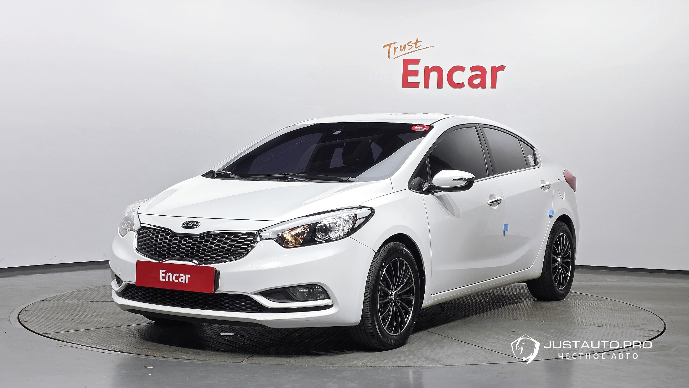 Автомобиль Kia K3