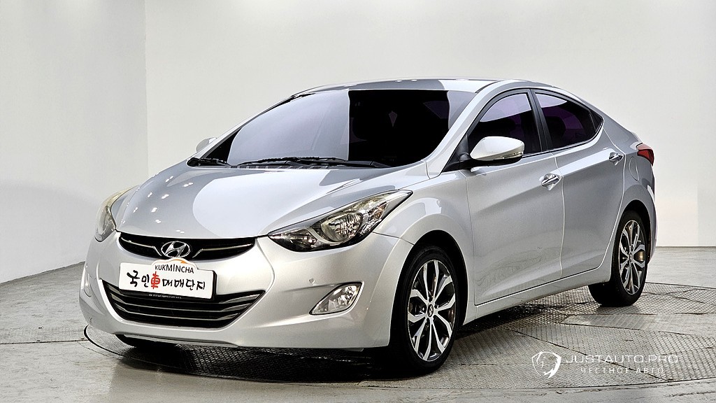 Автомобиль Hyundai AVANTE