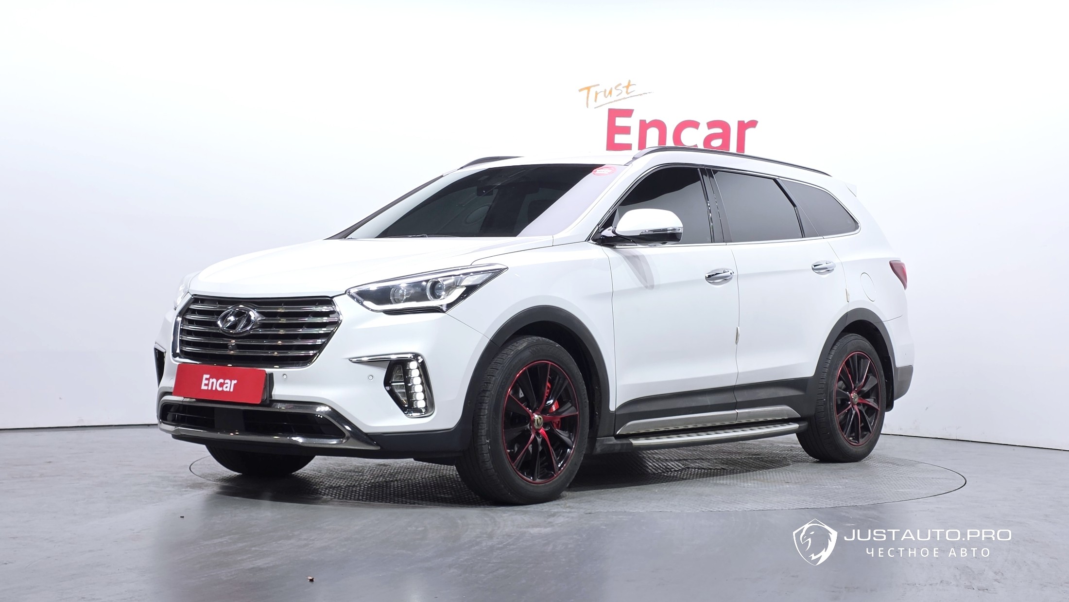 Автомобиль Hyundai Maxcruz
