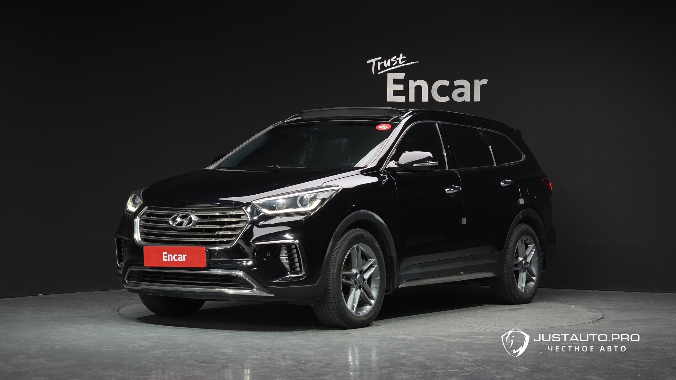 Автомобиль Hyundai Maxcruz
