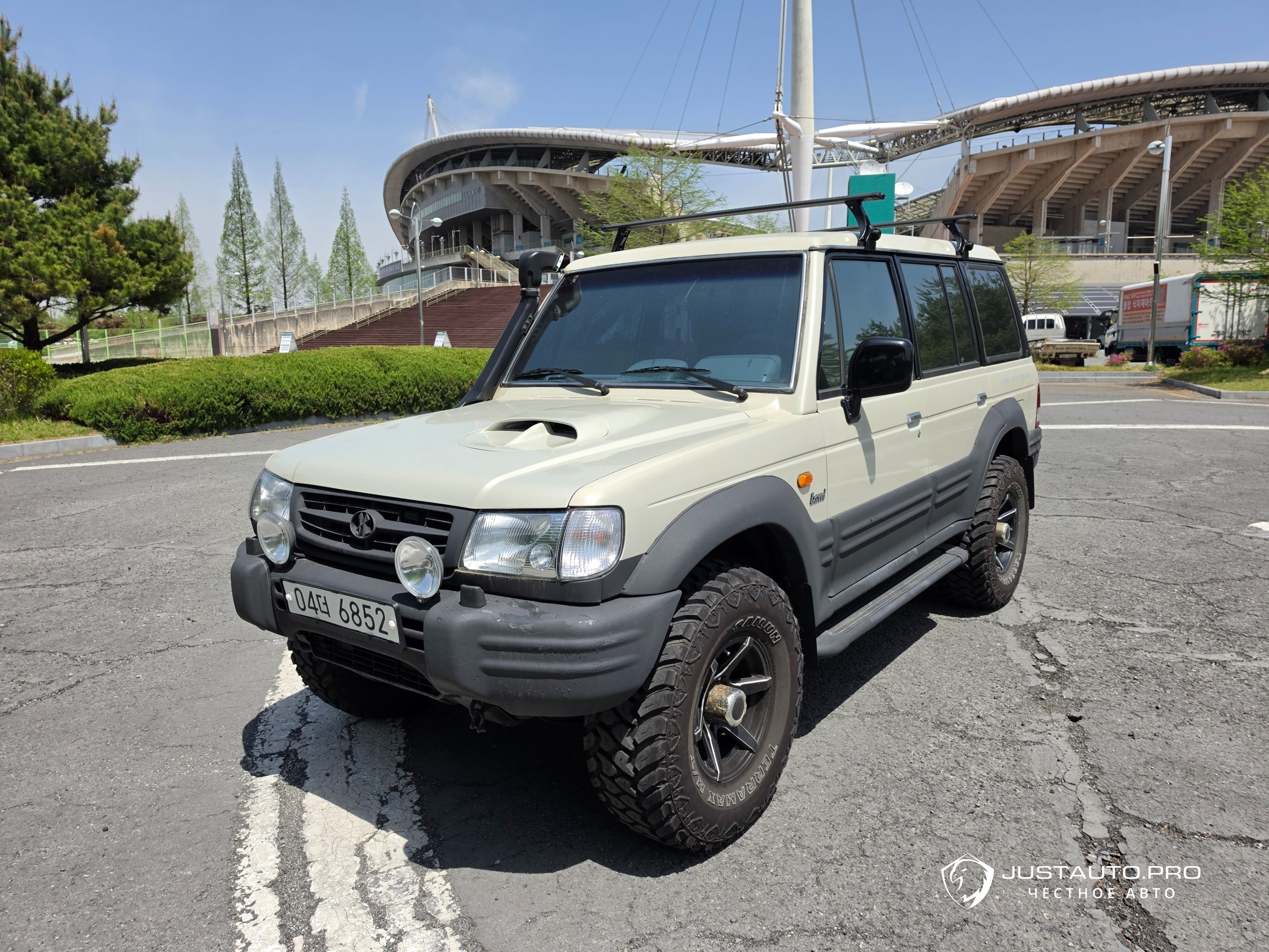 Автомобиль Hyundai Galloper