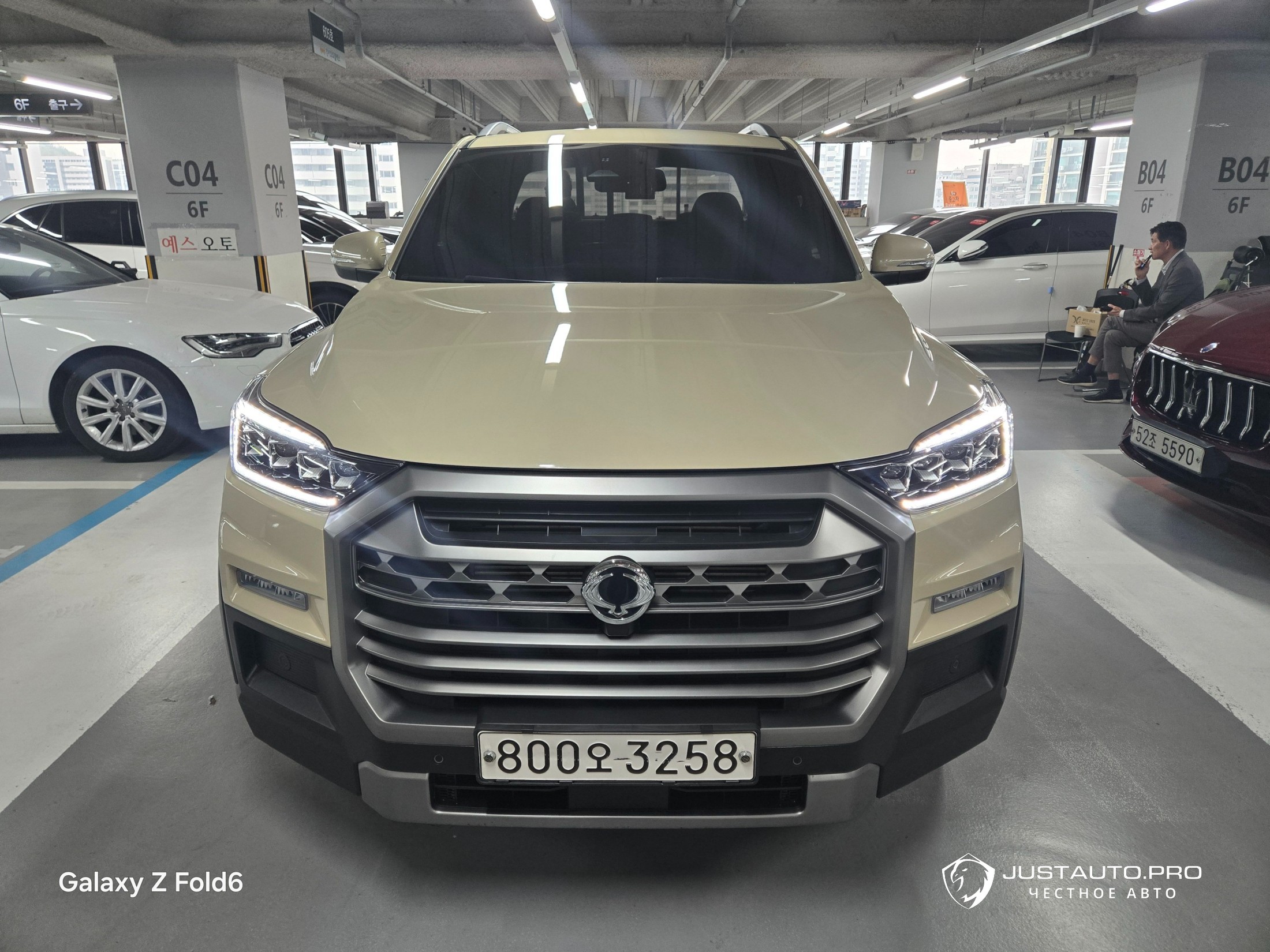 Автомобиль KG_Mobility_Ssangyong Rexton
