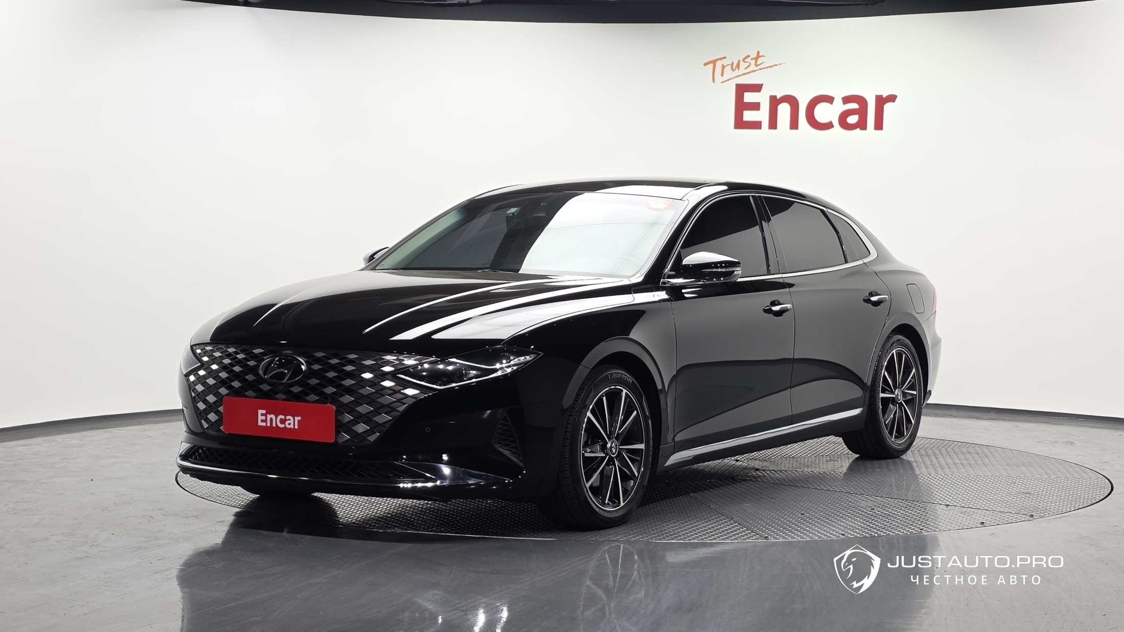 Автомобиль Hyundai Grandeur