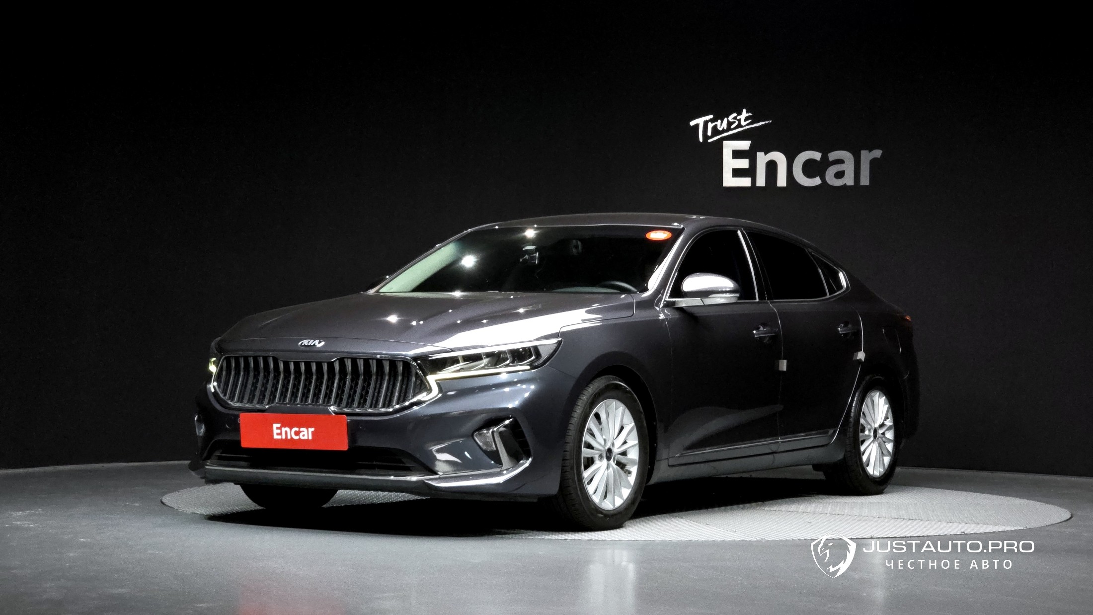 Автомобиль Kia K7