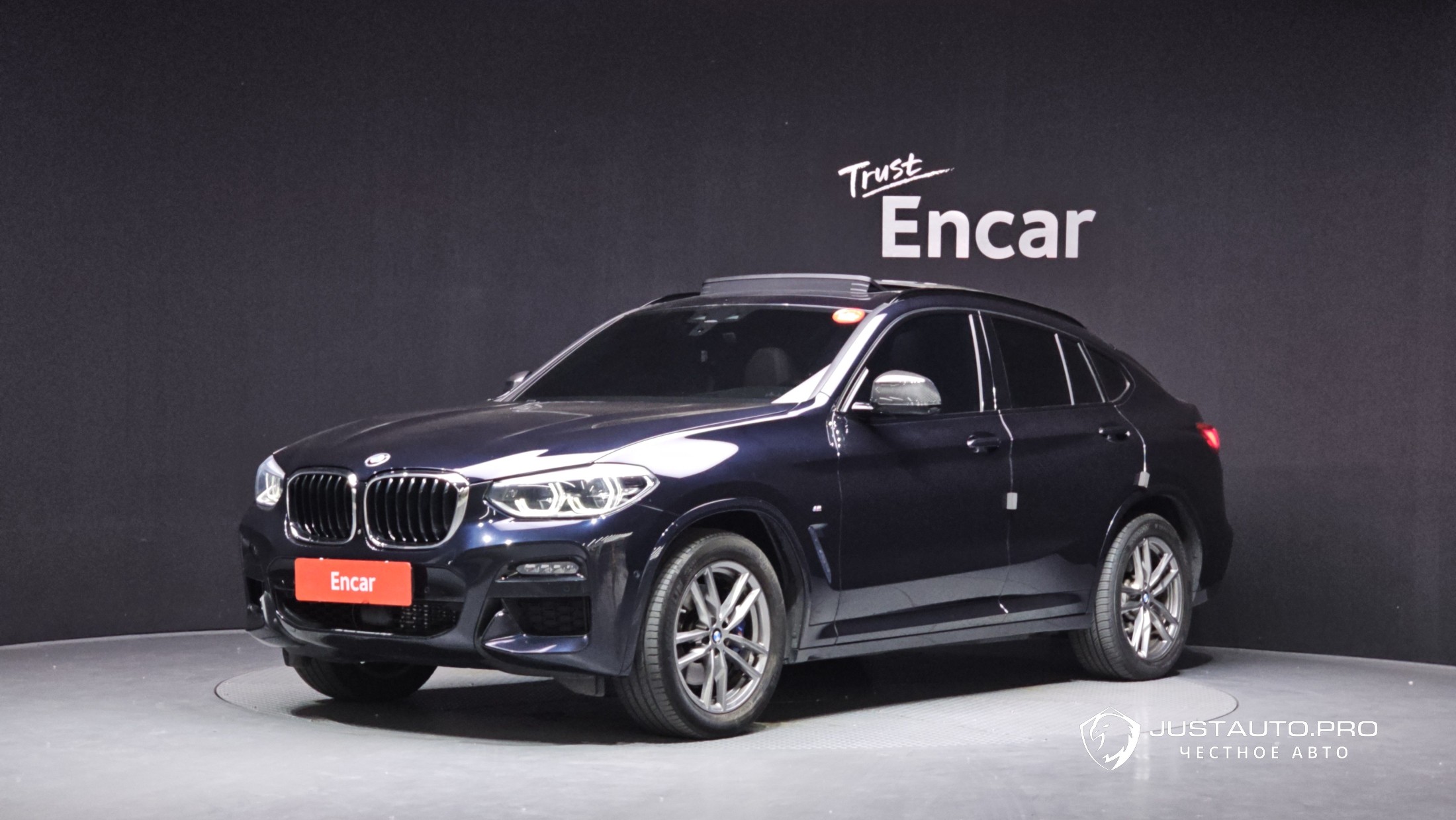 Автомобиль BMW X4
