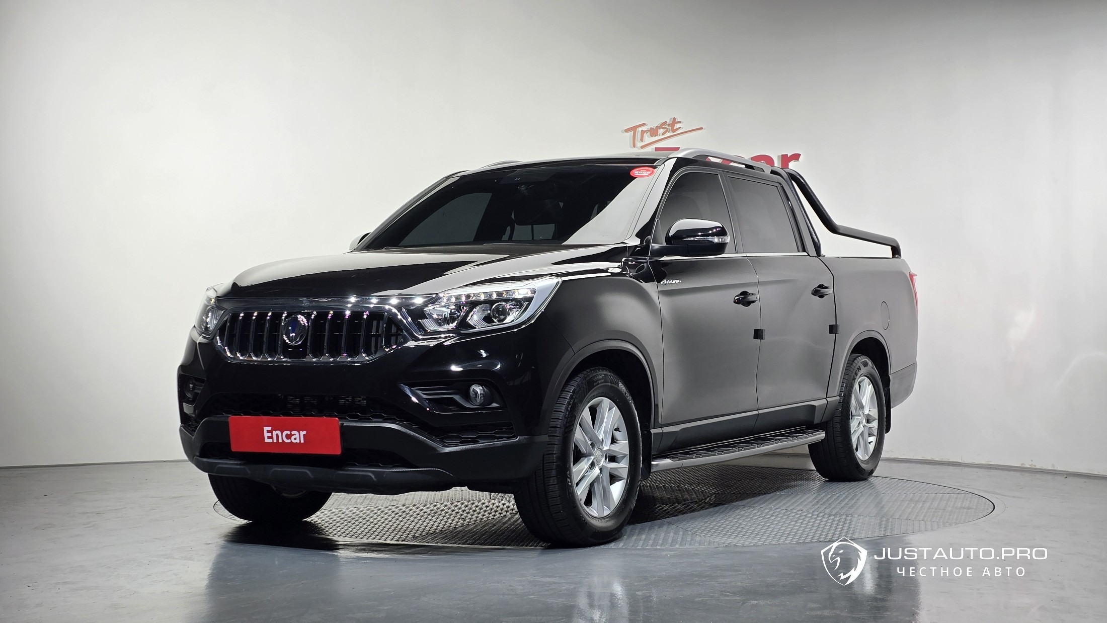 Автомобиль KG_Mobility_Ssangyong Rexton