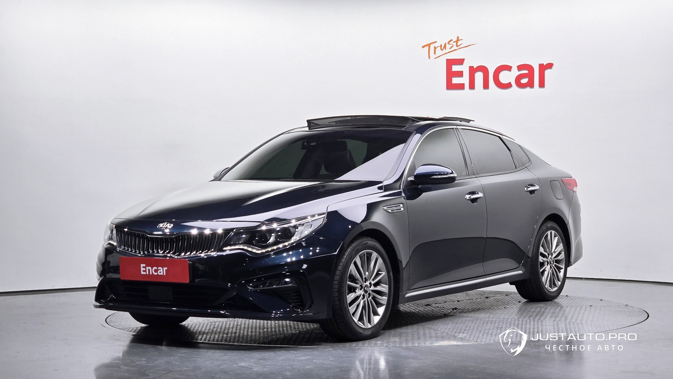 Автомобиль Kia K5
