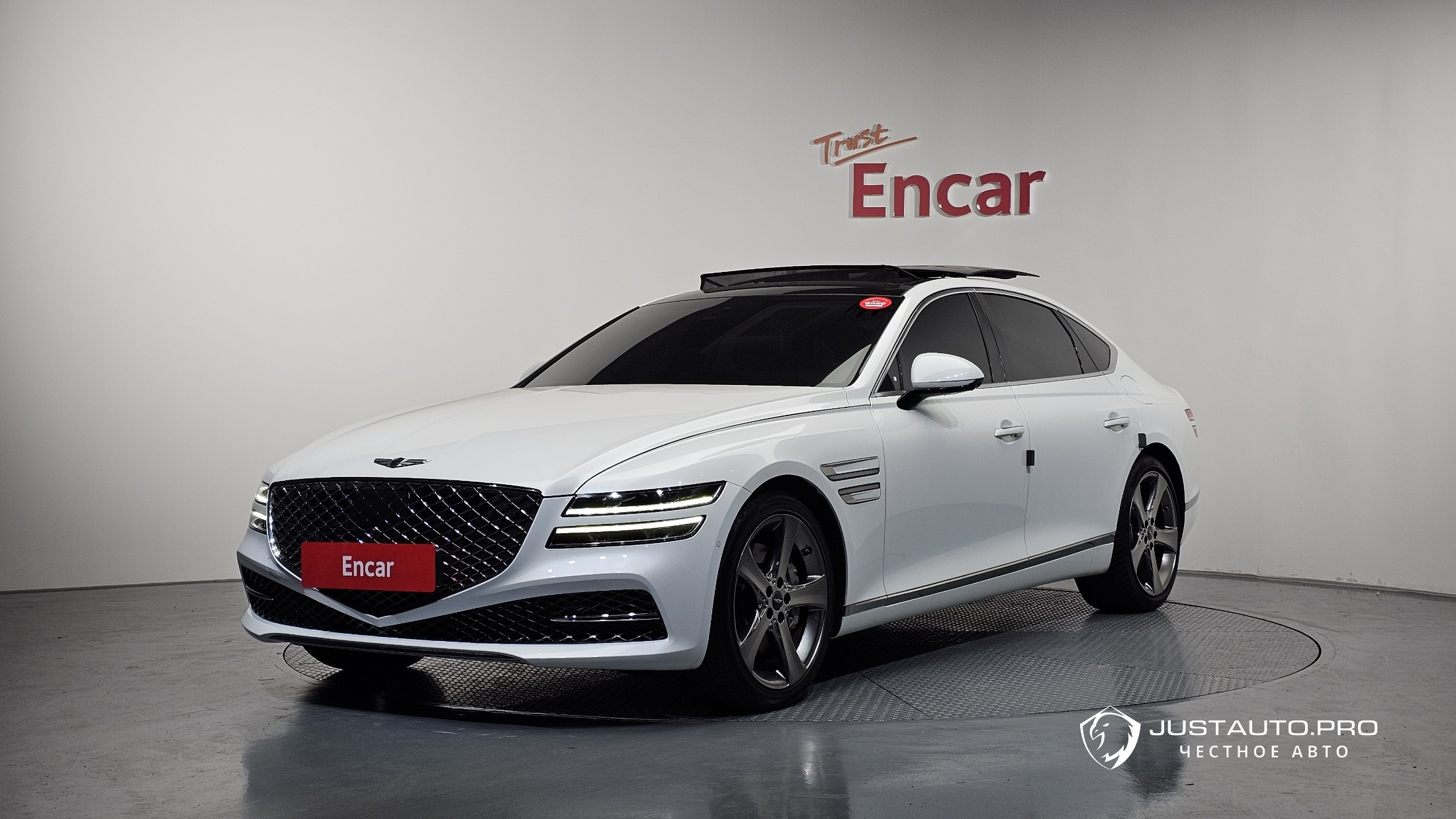 Автомобиль Genesis G80