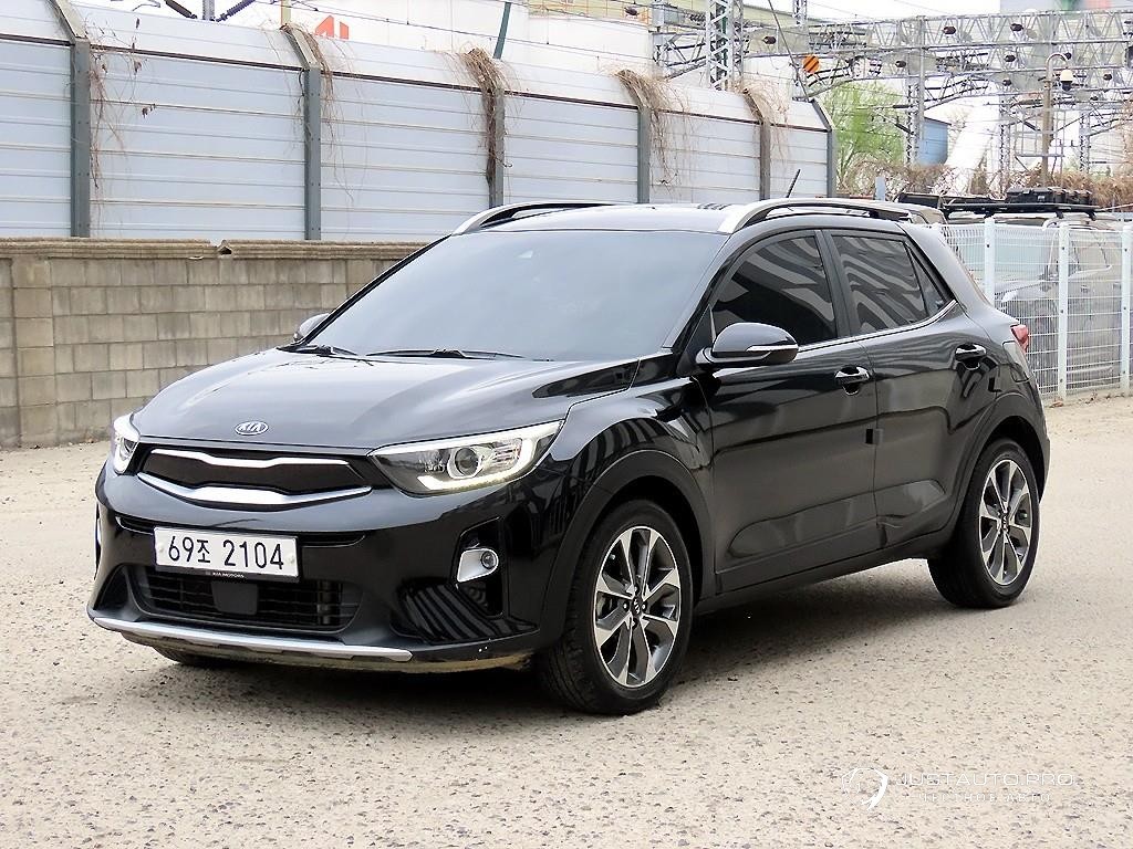 Автомобиль Kia Stonic