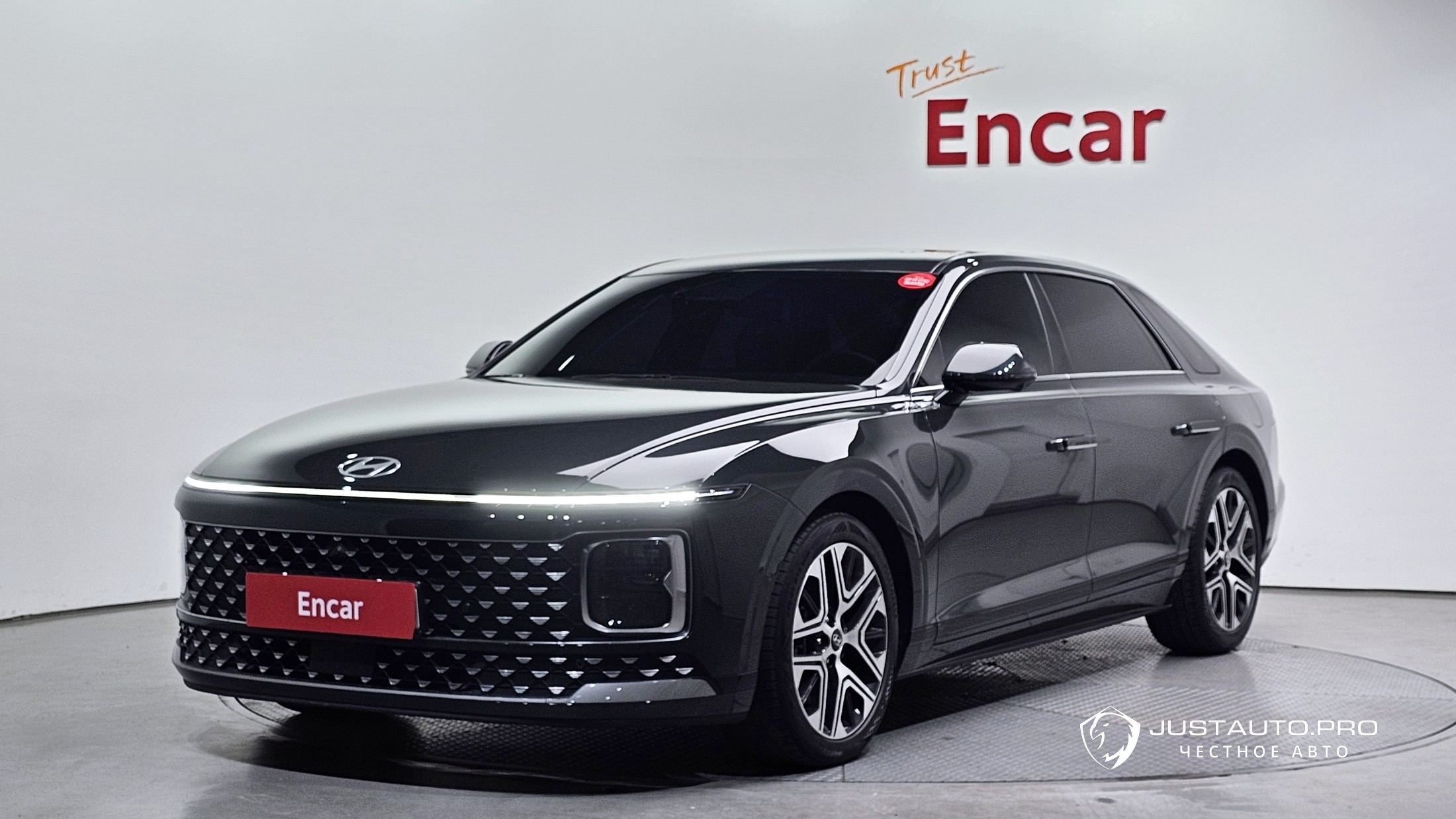 Автомобиль Hyundai Grandeur