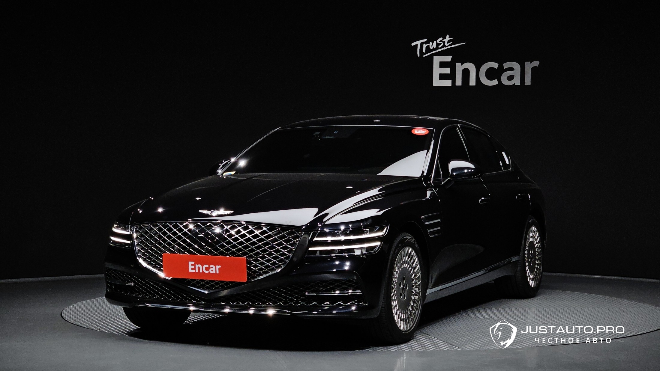 Автомобиль Genesis G80