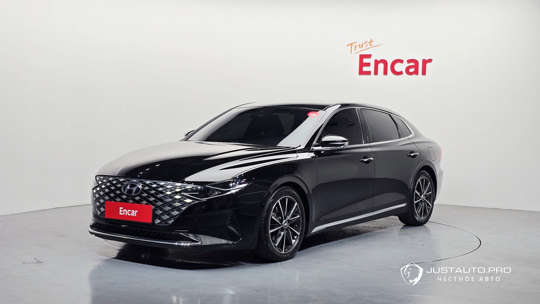 Автомобиль Hyundai Grandeur