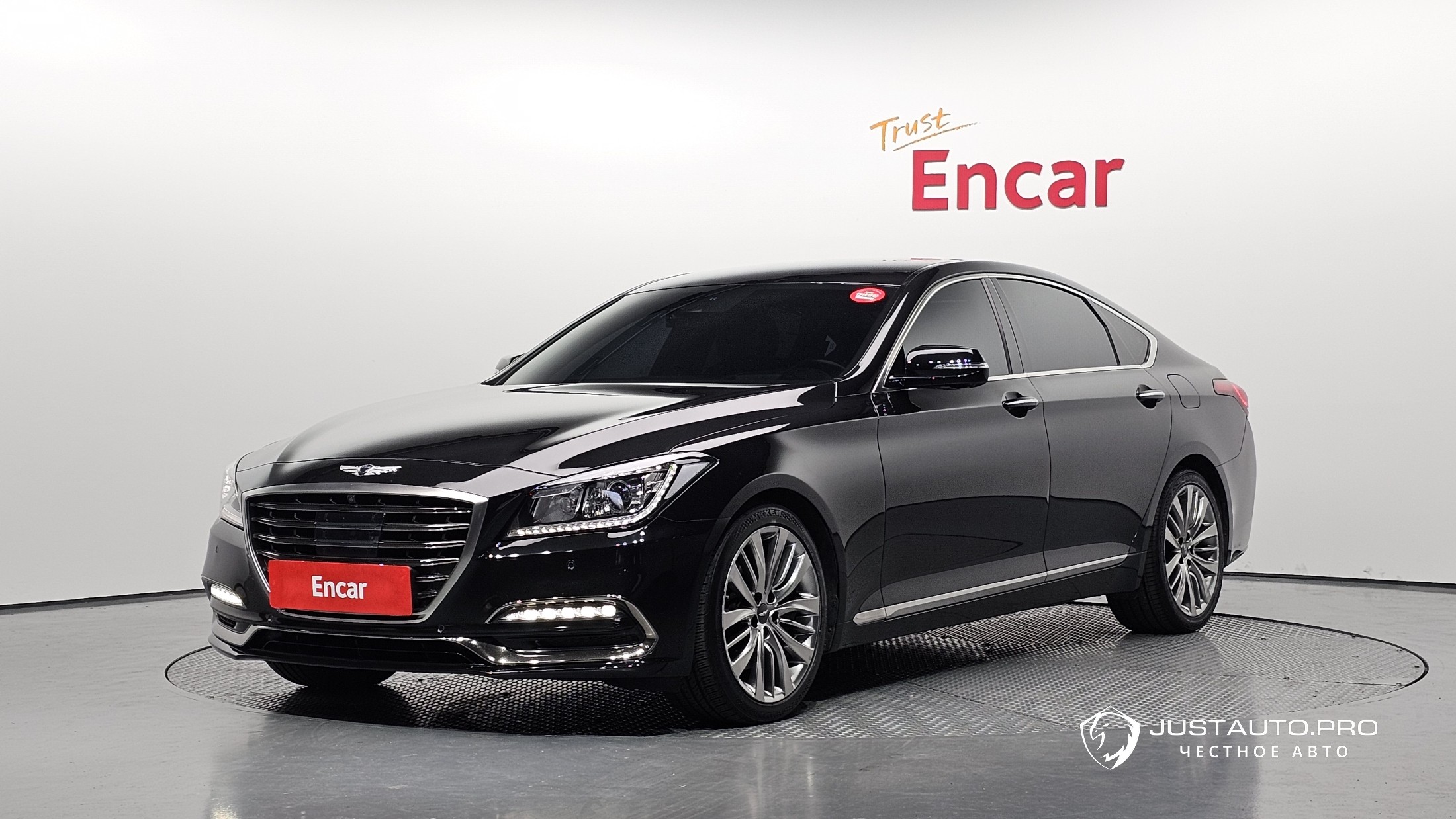 Автомобиль Genesis G80