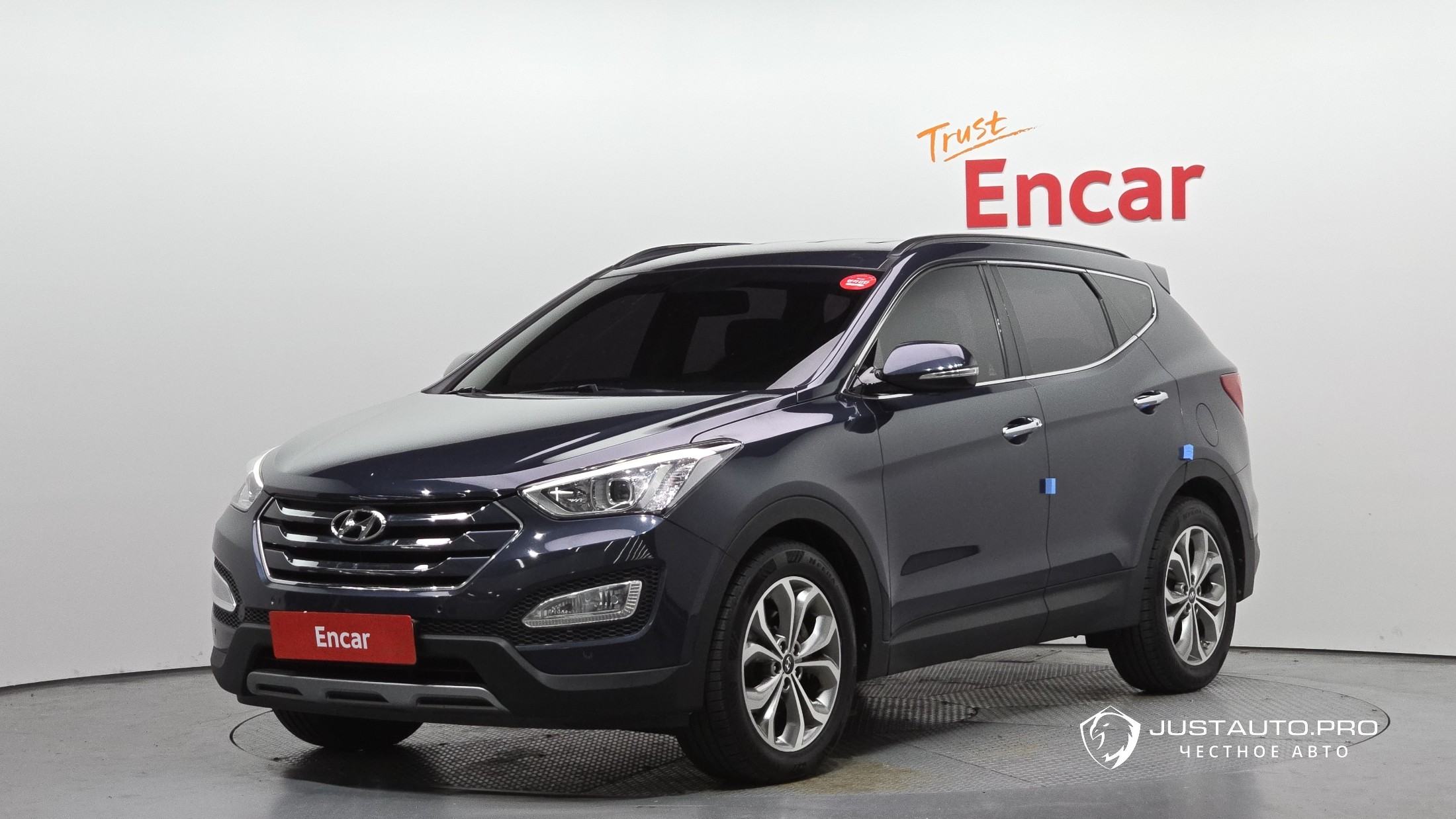 Автомобиль Hyundai Santafe