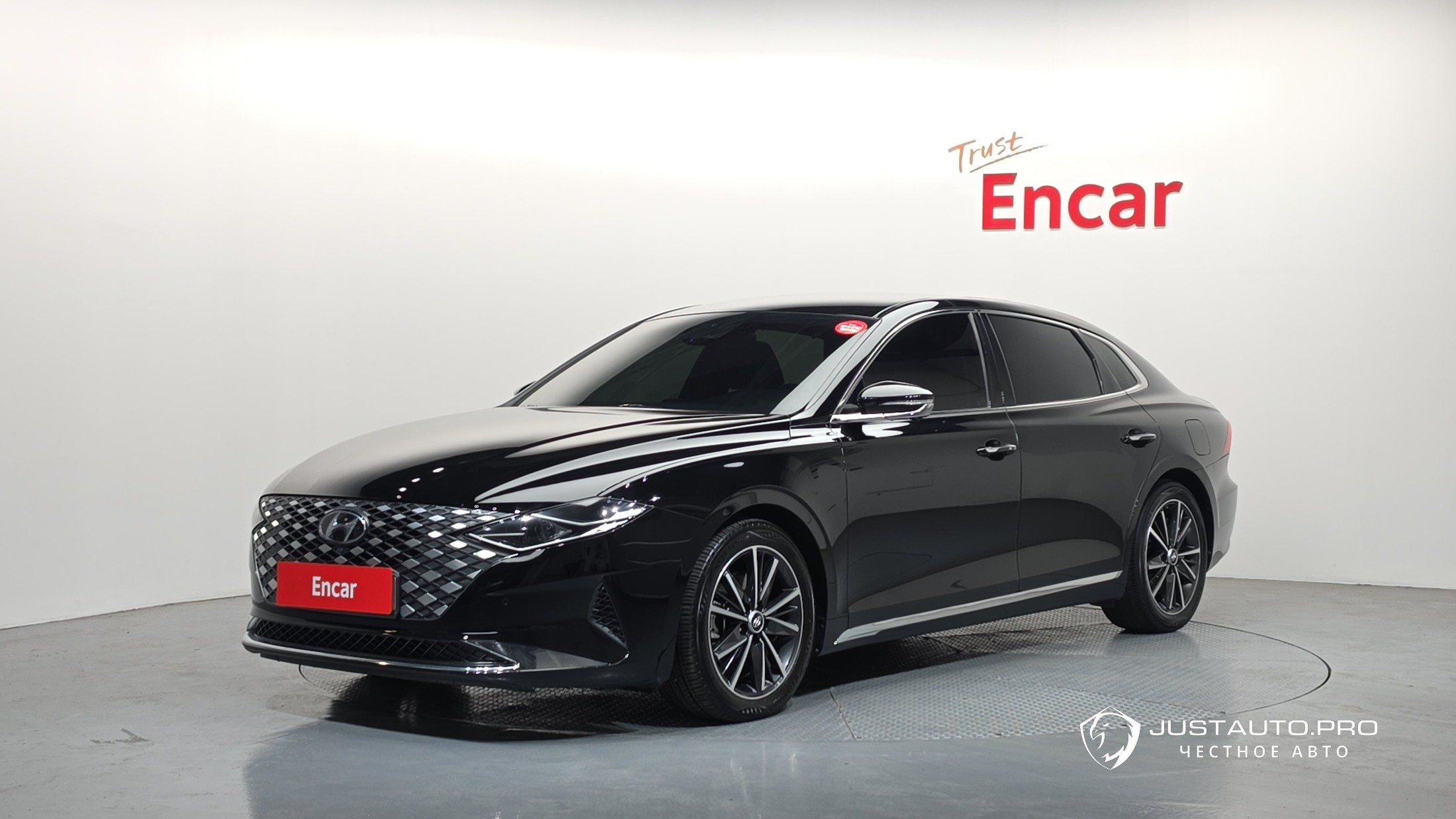 Автомобиль Hyundai Grandeur