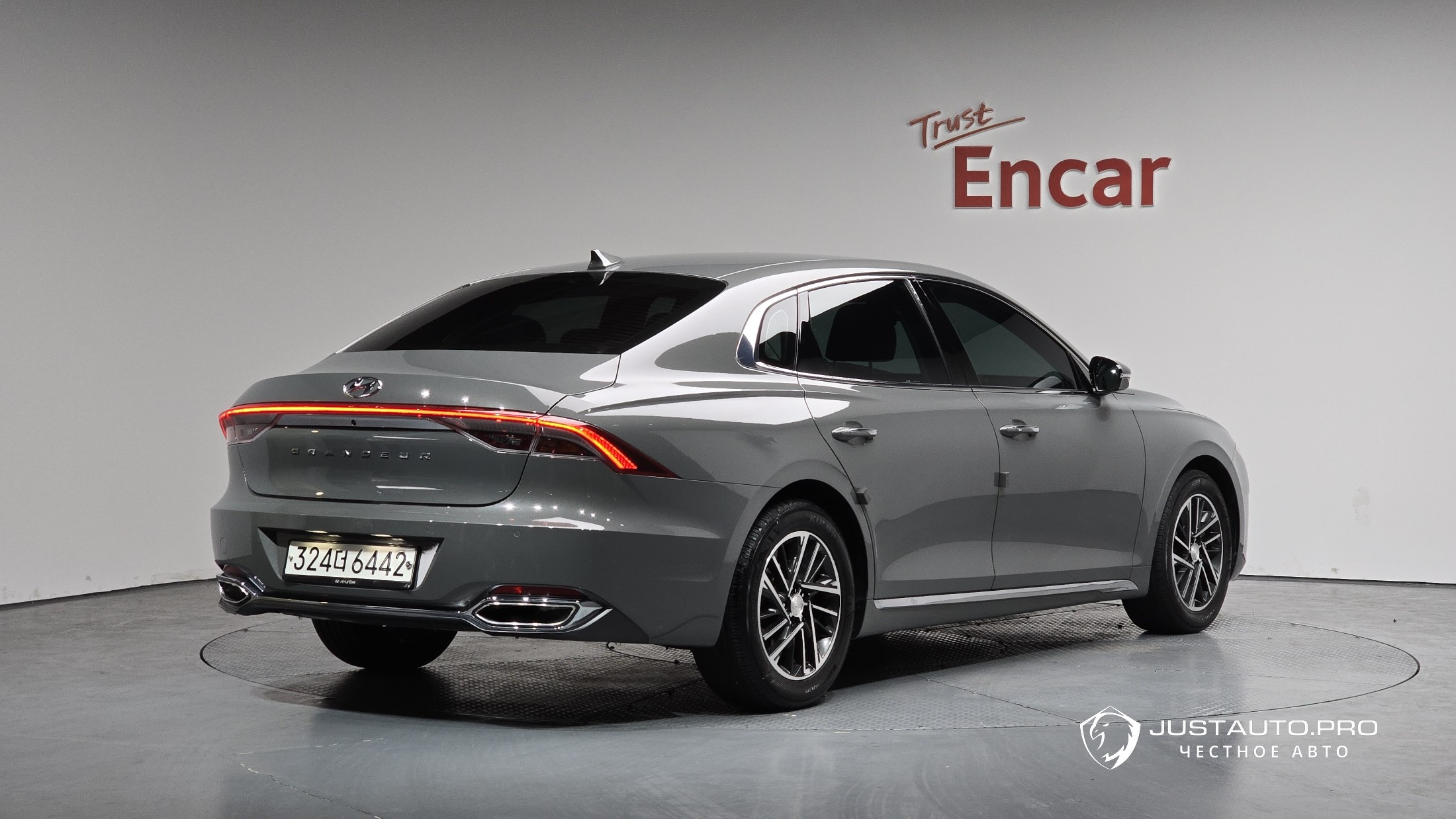 Автомобиль Hyundai Grandeur