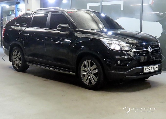 Автомобиль KG_Mobility_Ssangyong Rexton