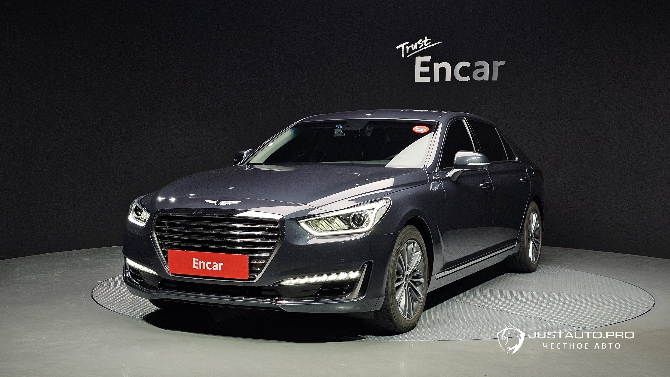 Автомобиль Genesis EQ900