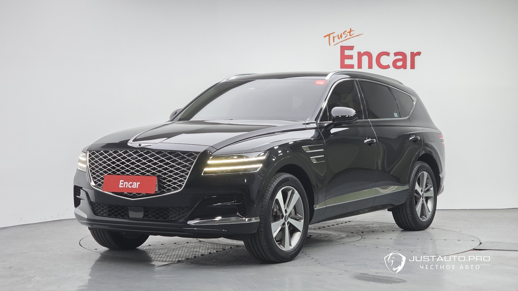 Автомобиль Genesis GV80