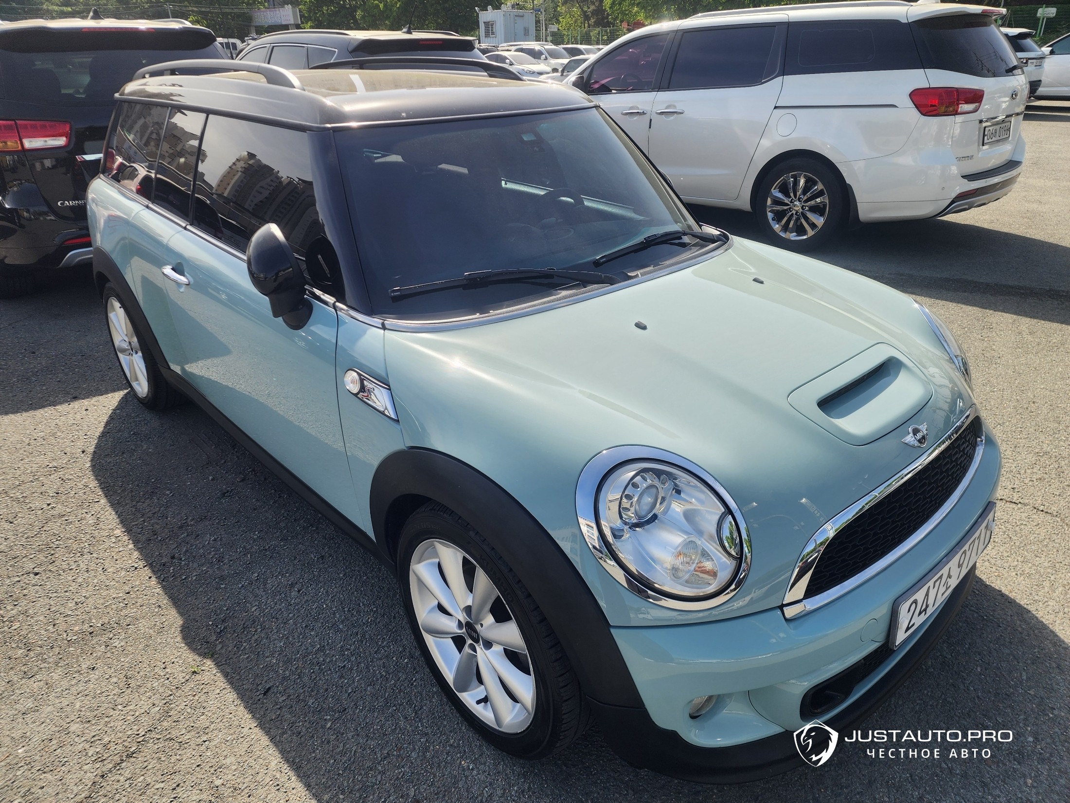 Автомобиль Mini Clubman