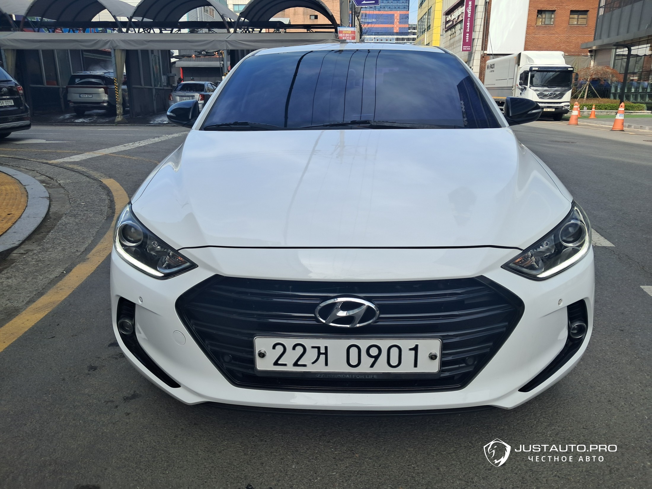 Автомобиль Hyundai AVANTE