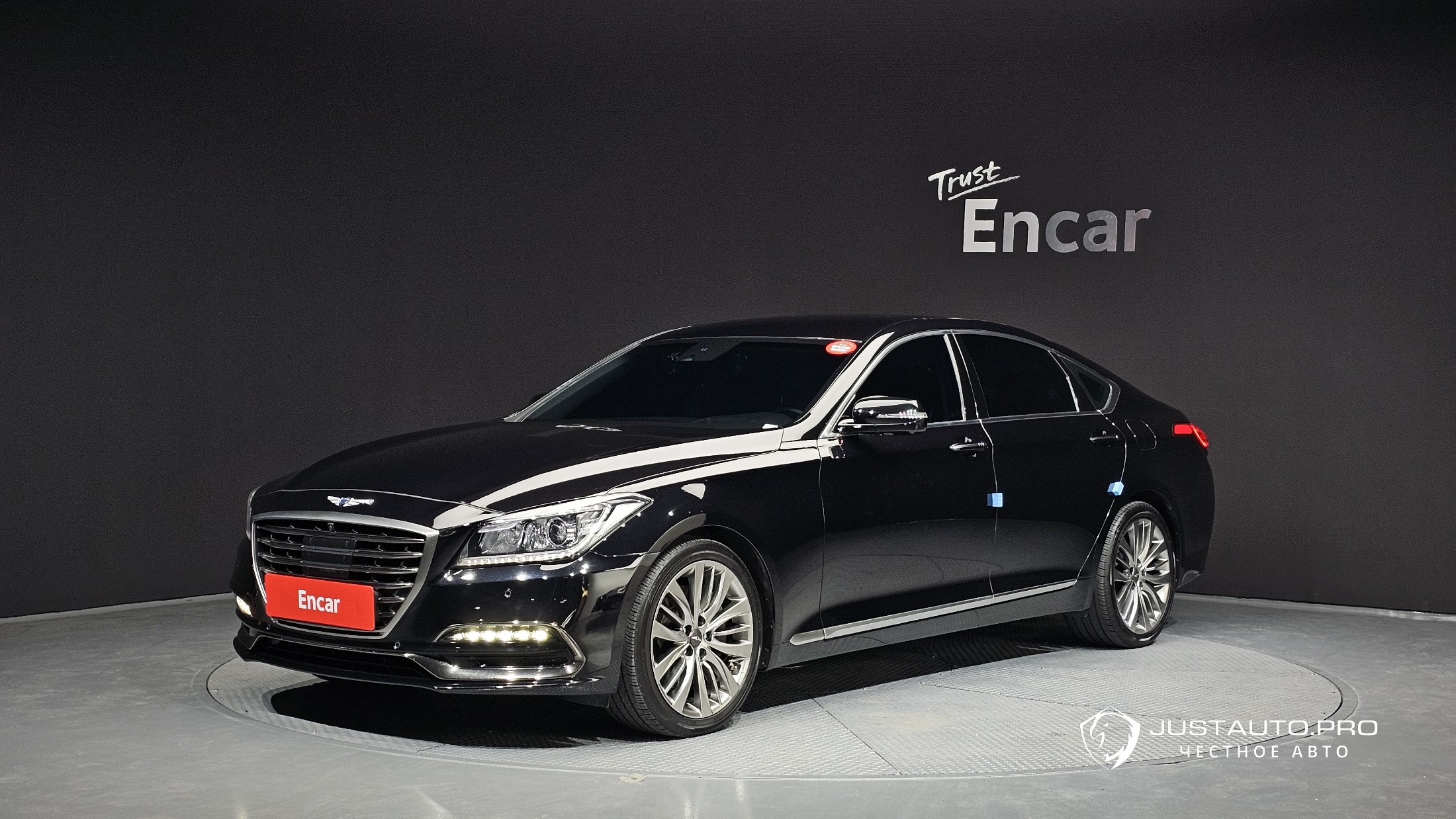 Автомобиль Genesis G80