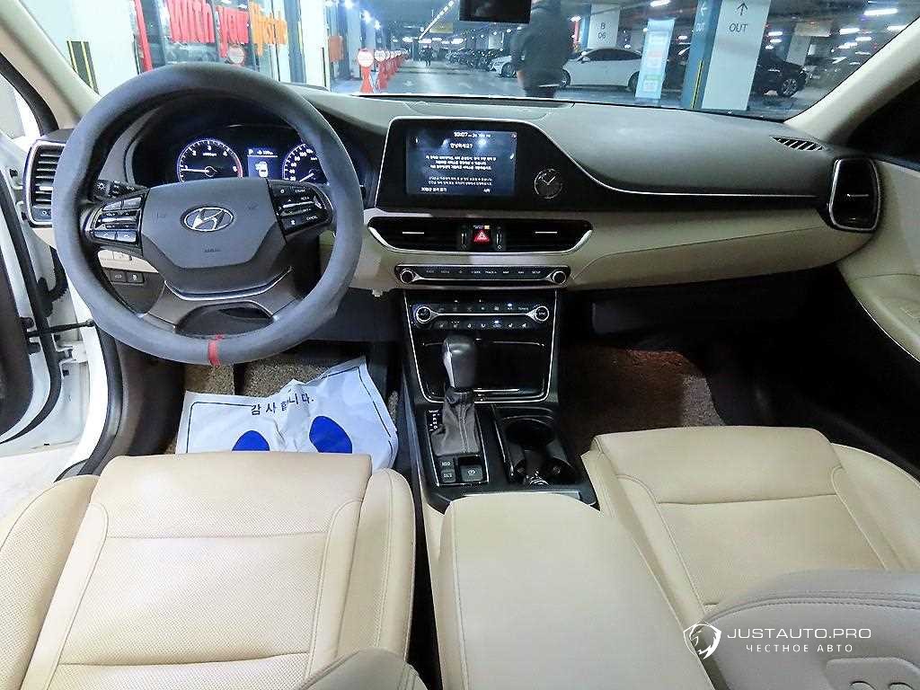 Автомобиль Hyundai Grandeur