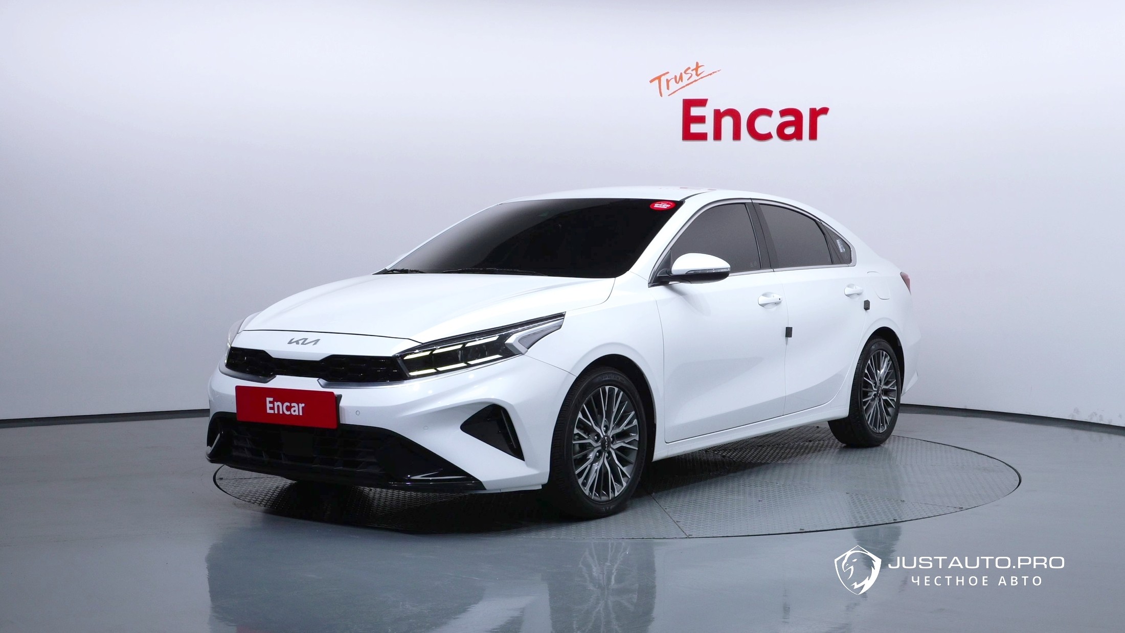 Автомобиль Kia K3