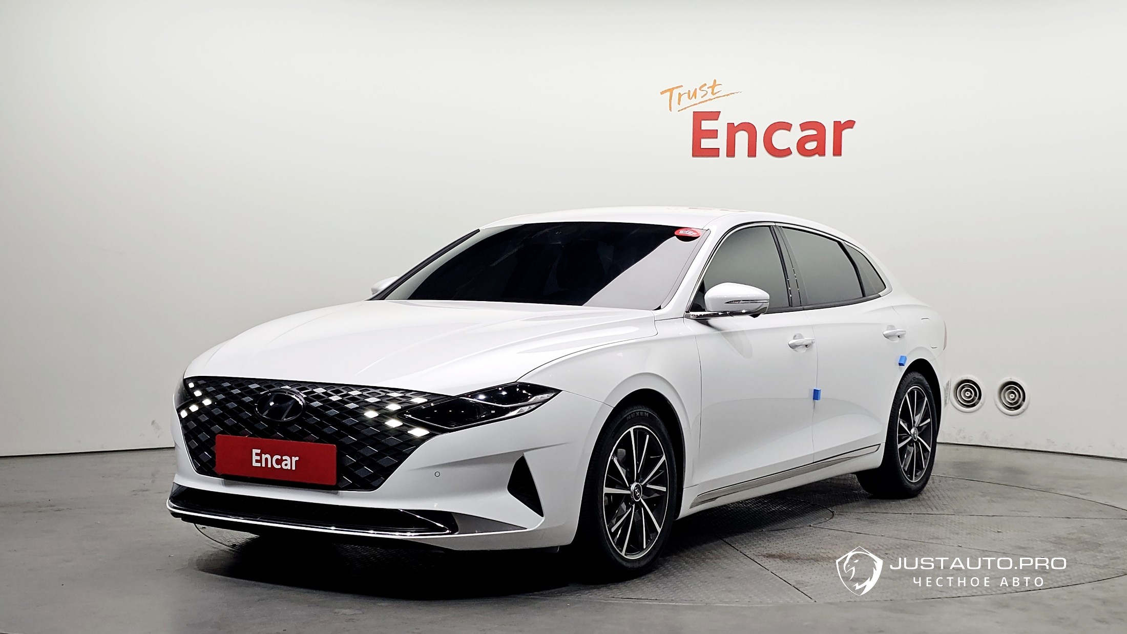 Автомобиль Hyundai Grandeur