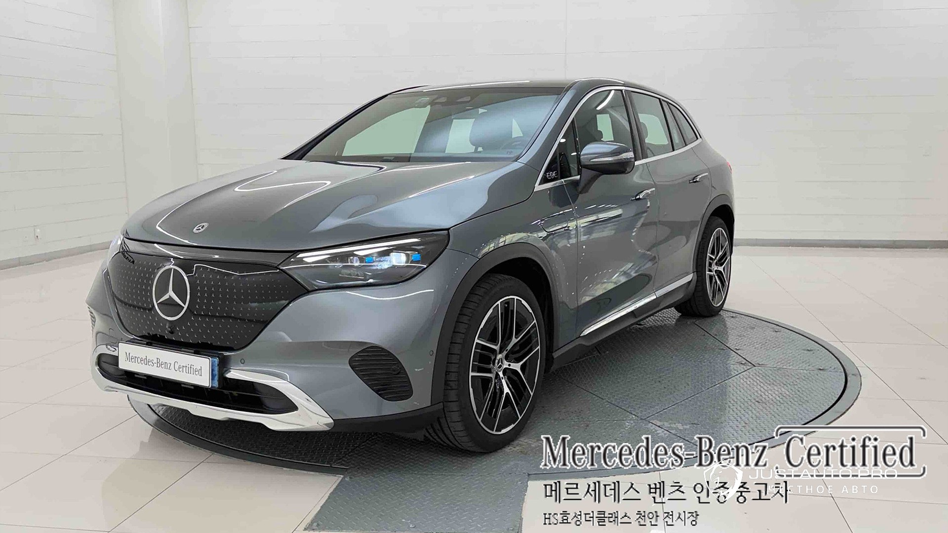 Автомобиль Mercedes-Benz EQE