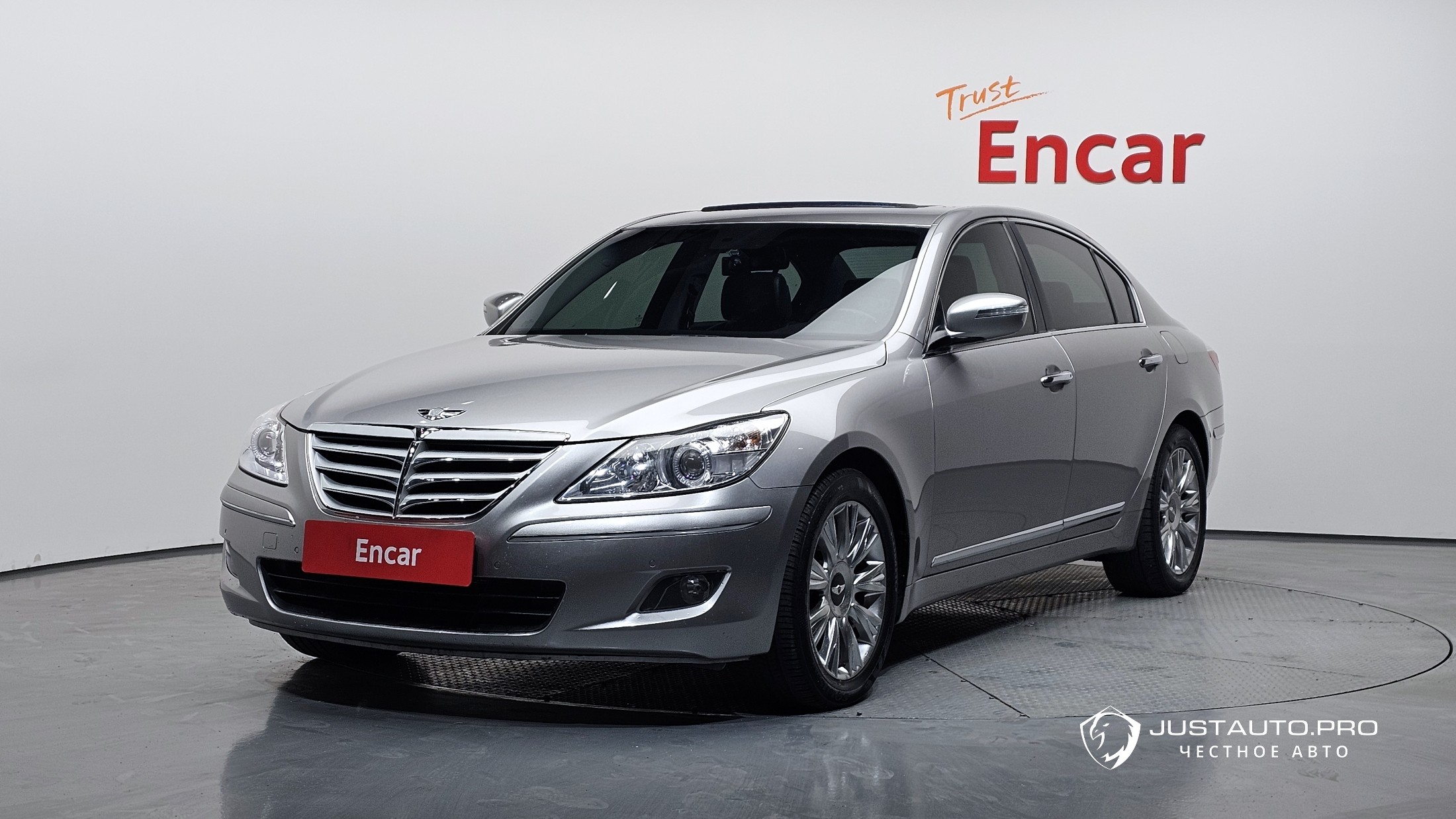 Автомобиль Hyundai Genesis