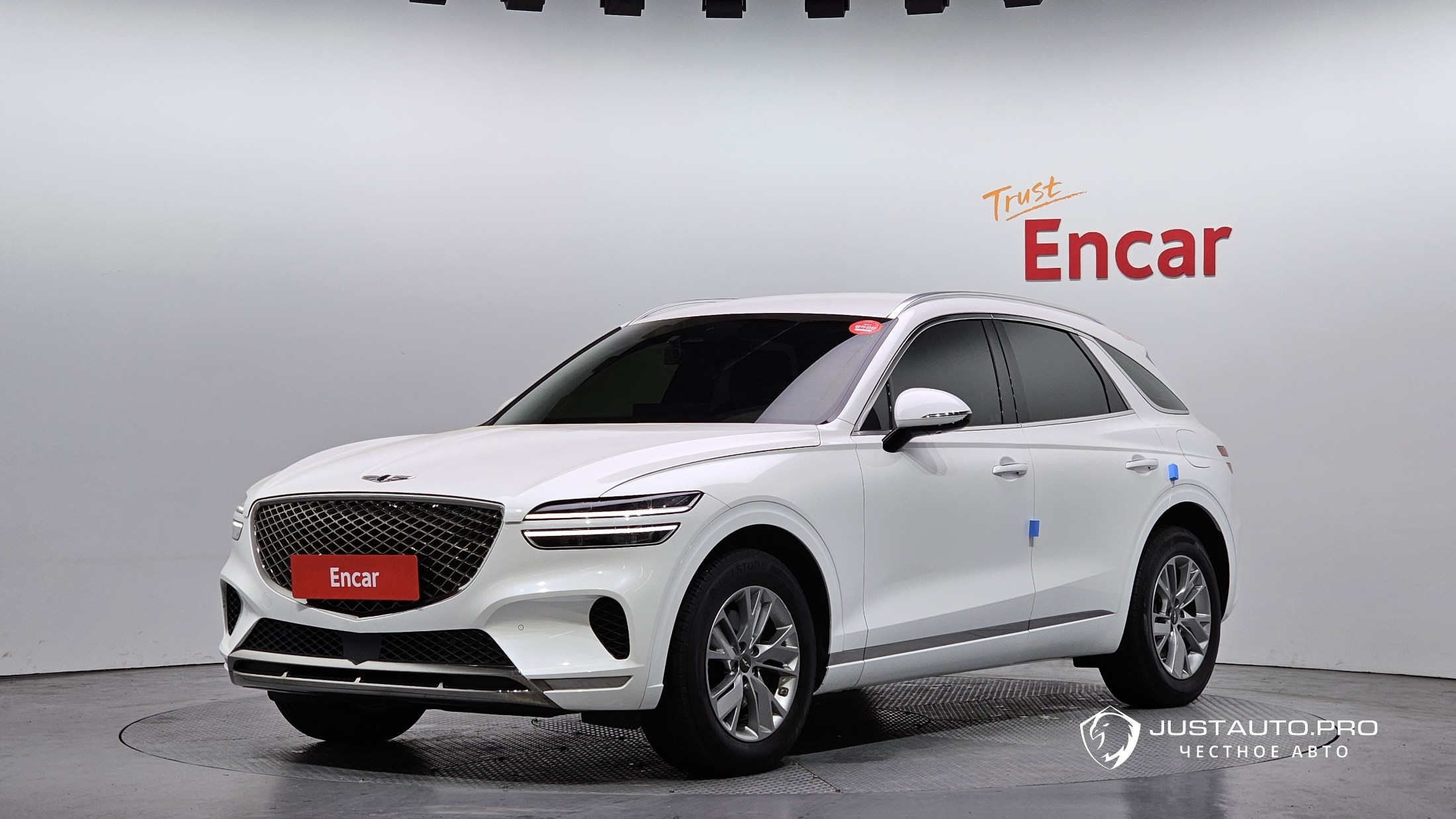 Автомобиль Genesis GV70
