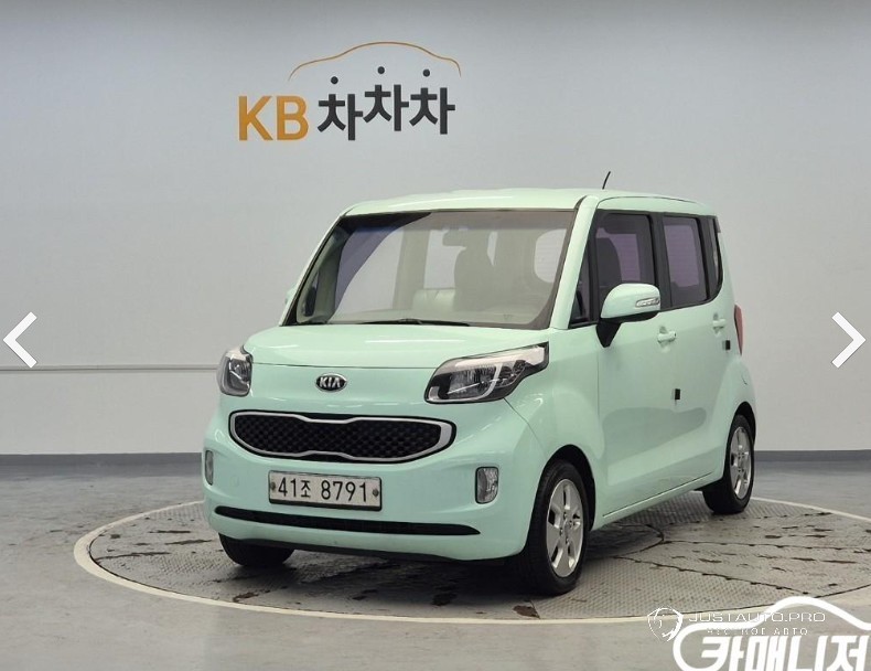 Автомобиль Kia RAY