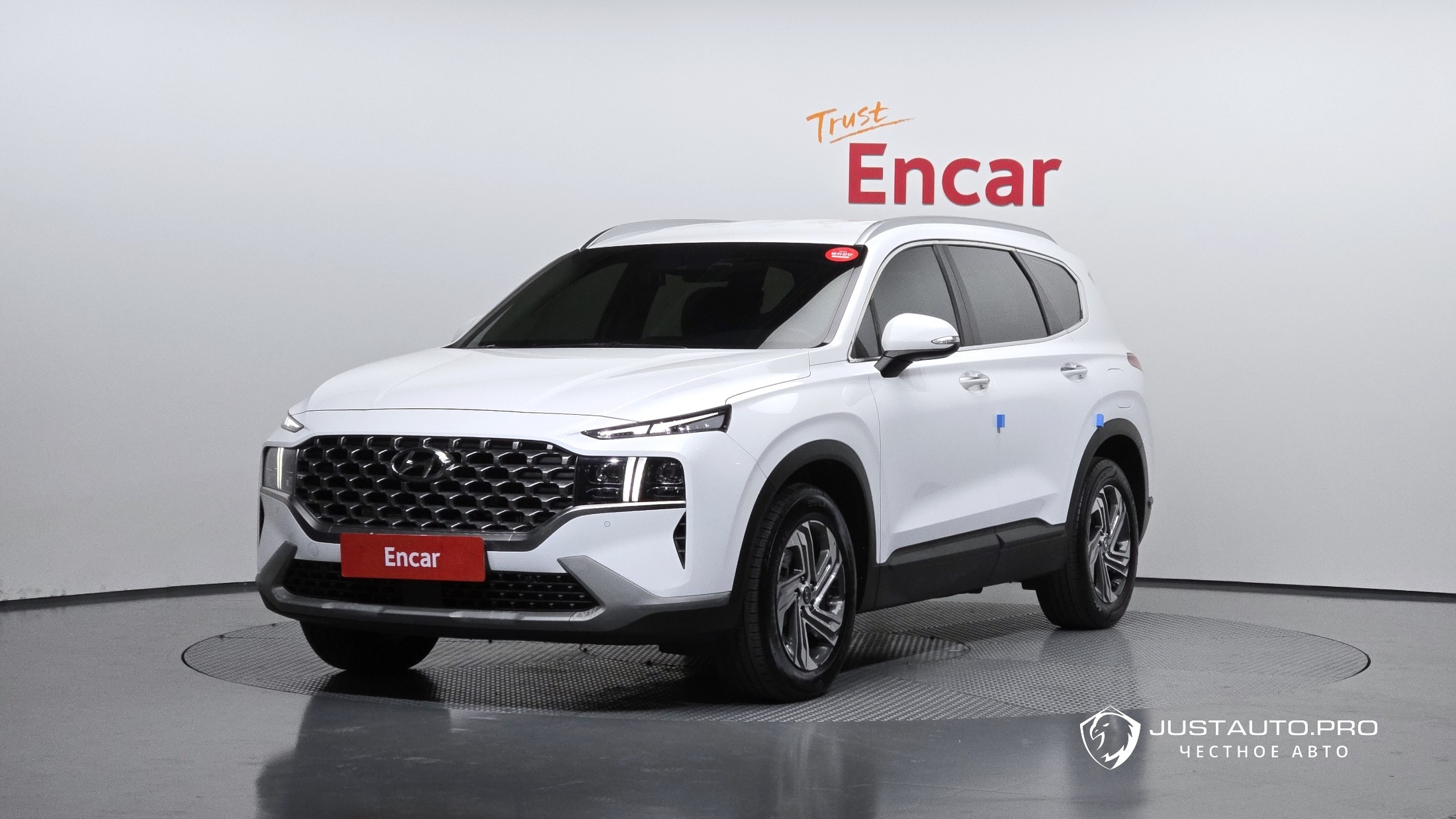 Автомобиль Hyundai Santafe