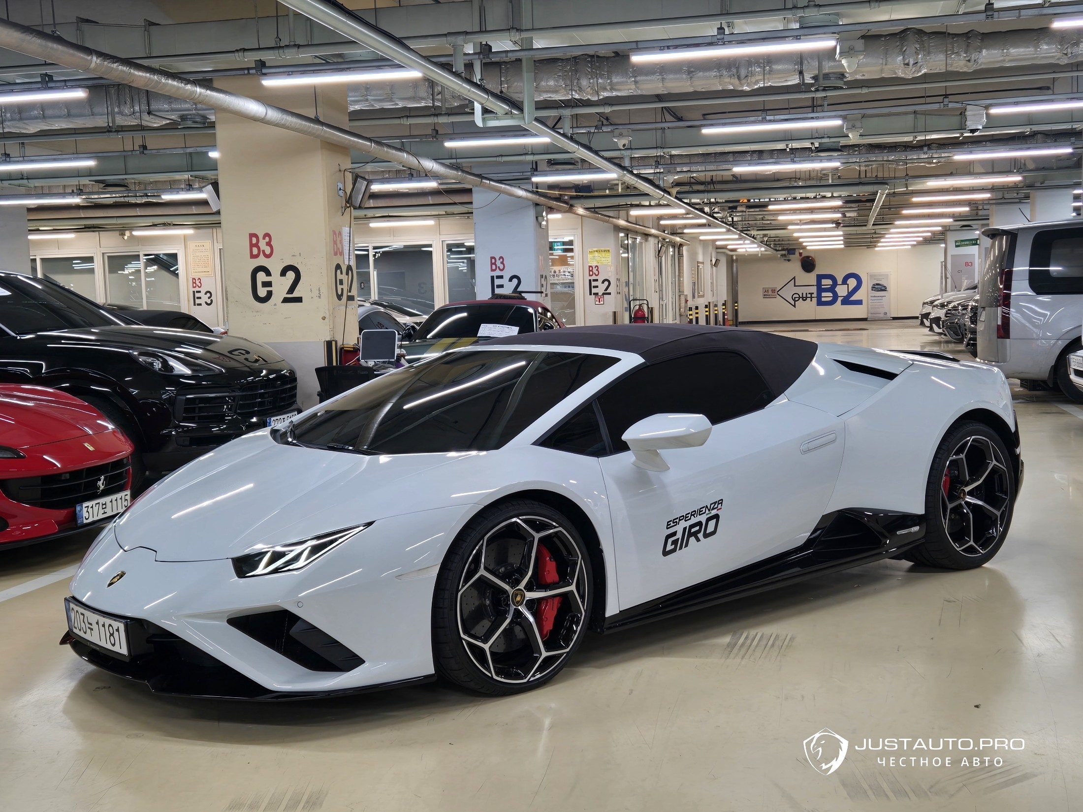 Автомобиль Lamborghini Huracan