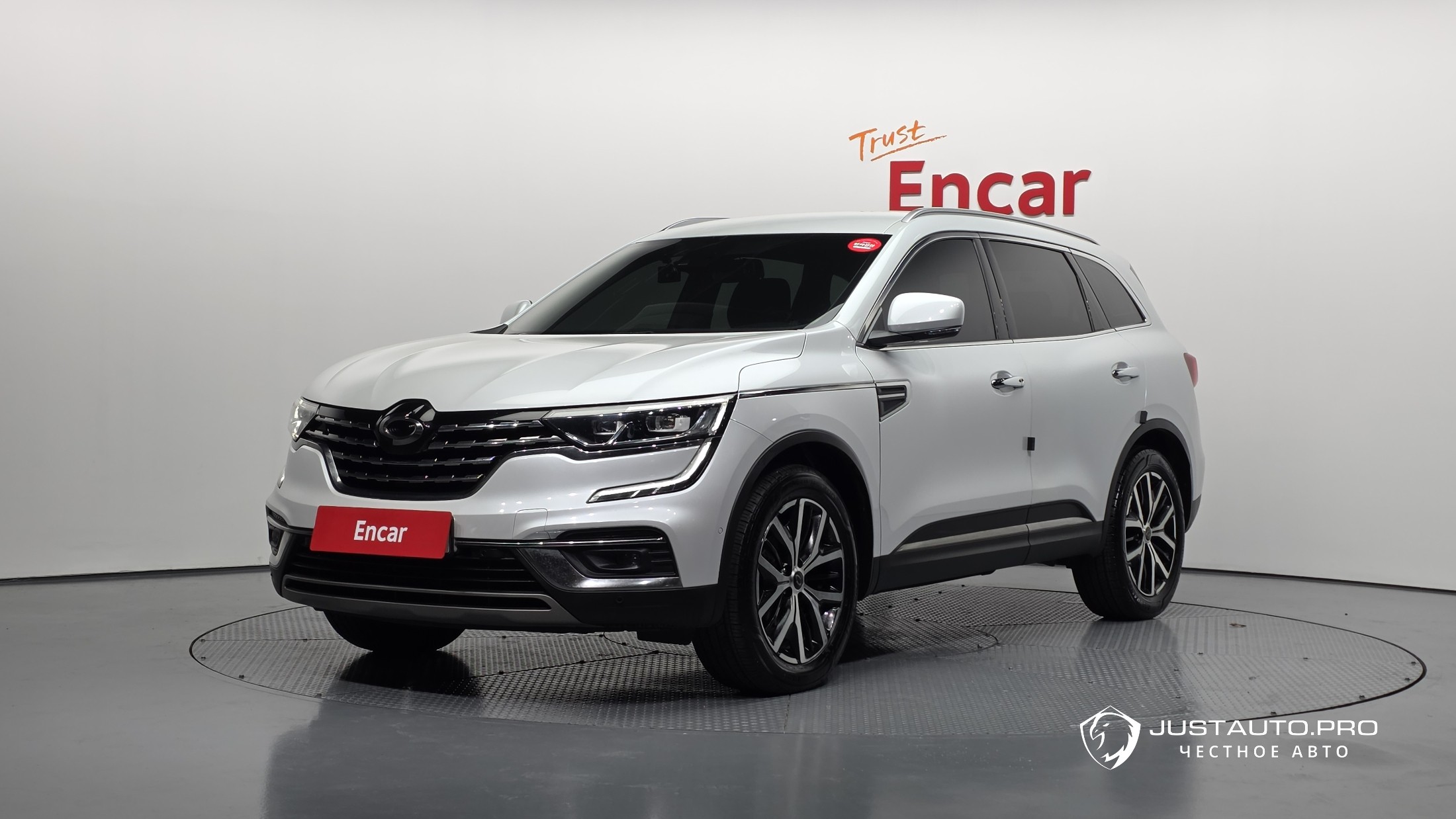 Автомобиль Renault-KoreaSamsung QM6