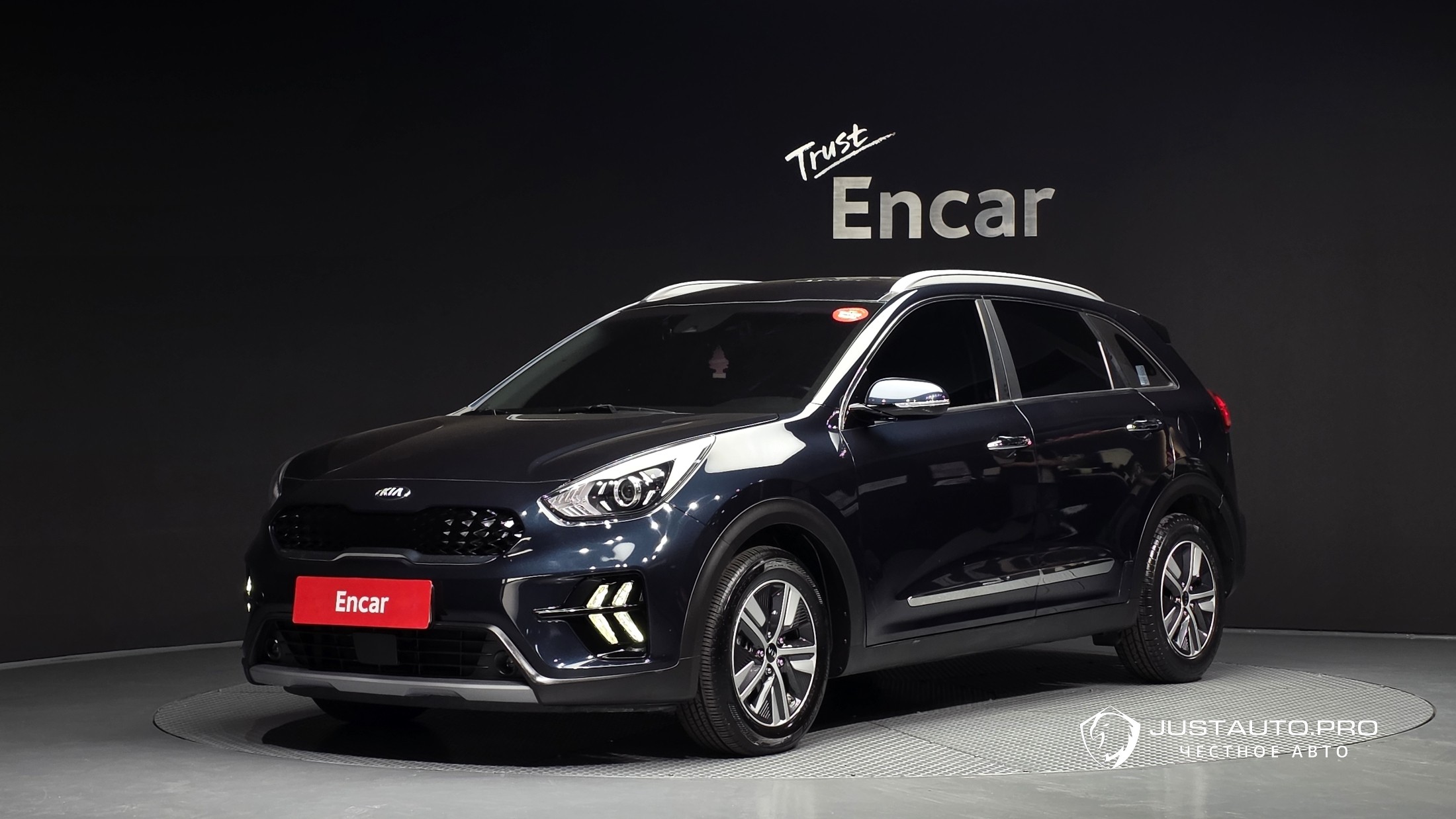 Автомобиль Kia Niro