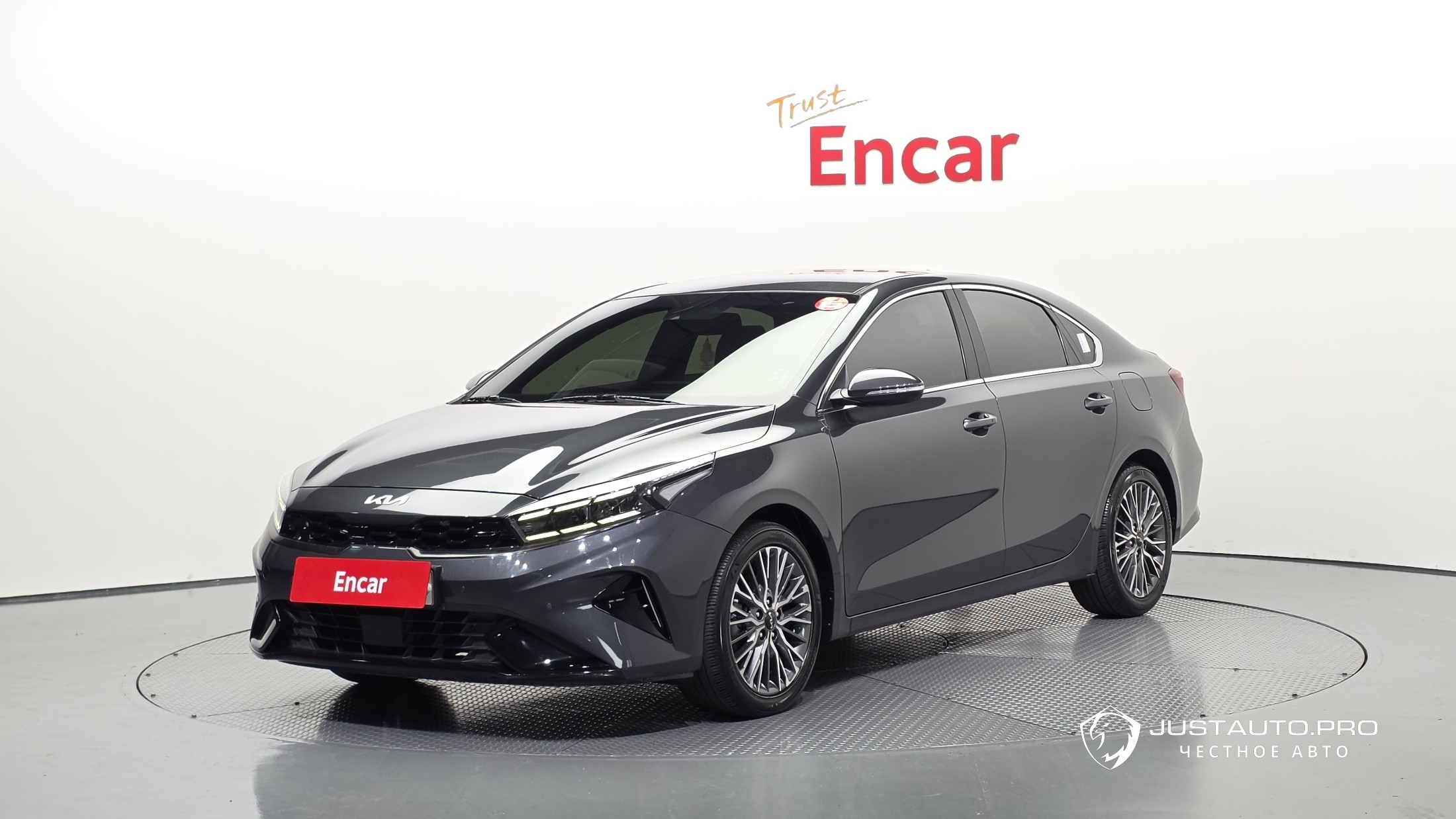 Автомобиль Kia K3