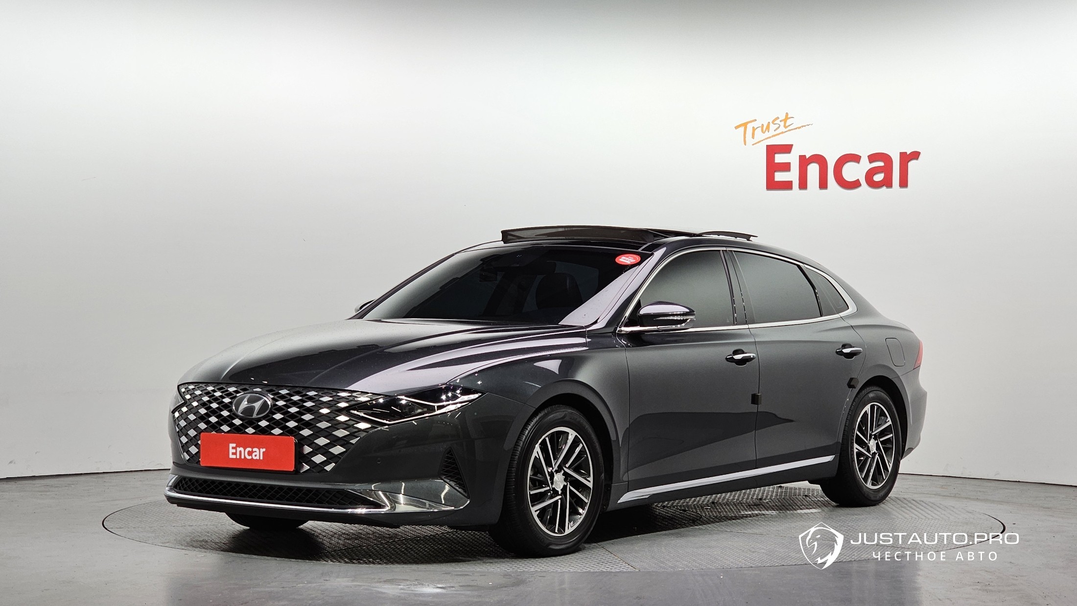 Автомобиль Hyundai Grandeur