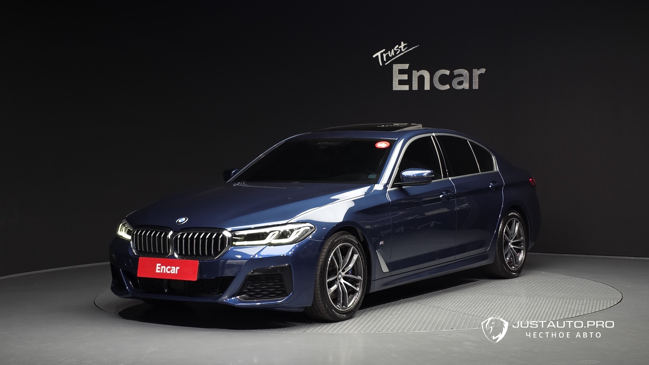 Автомобиль BMW 5-Series