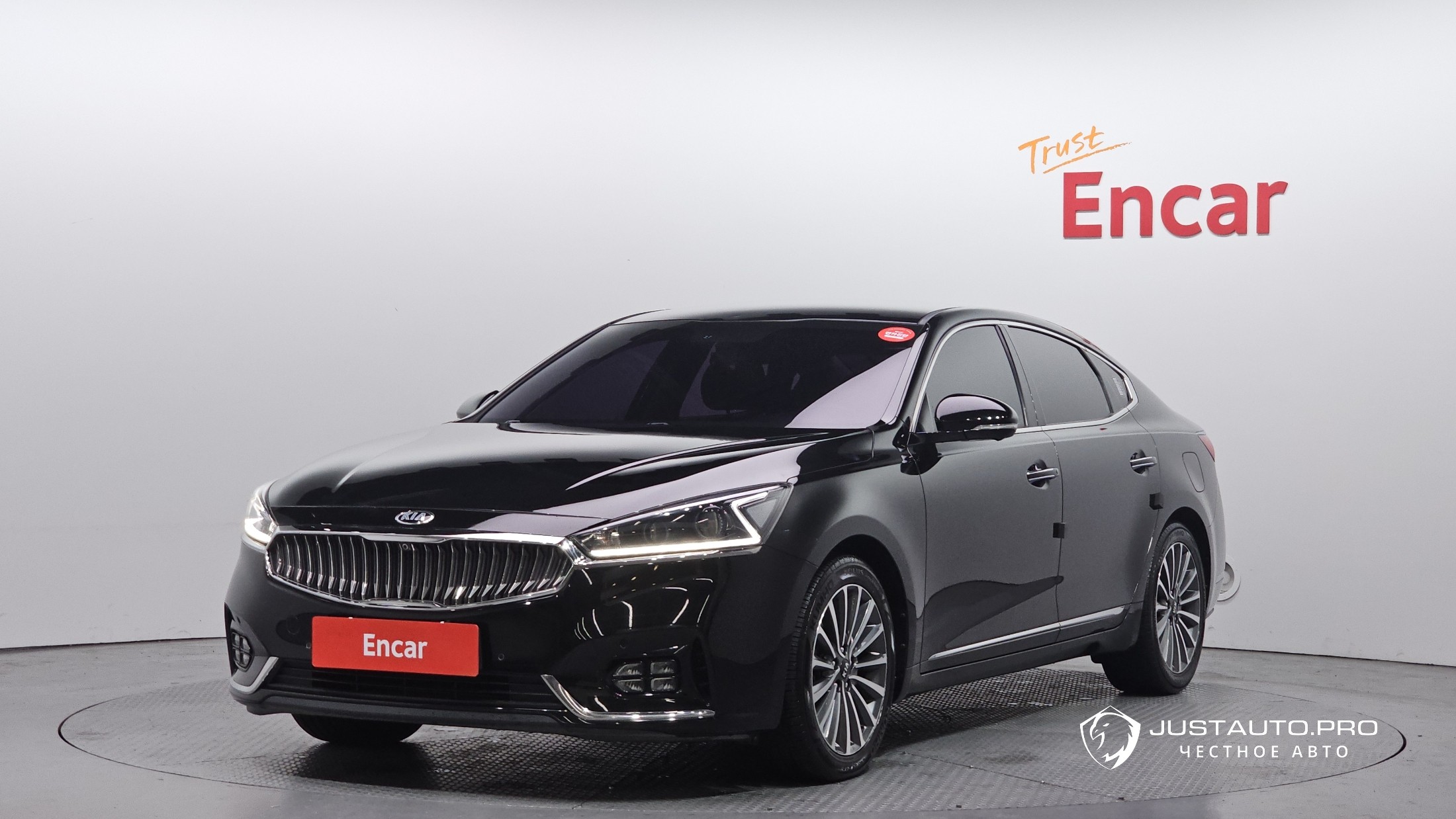Автомобиль Kia K7