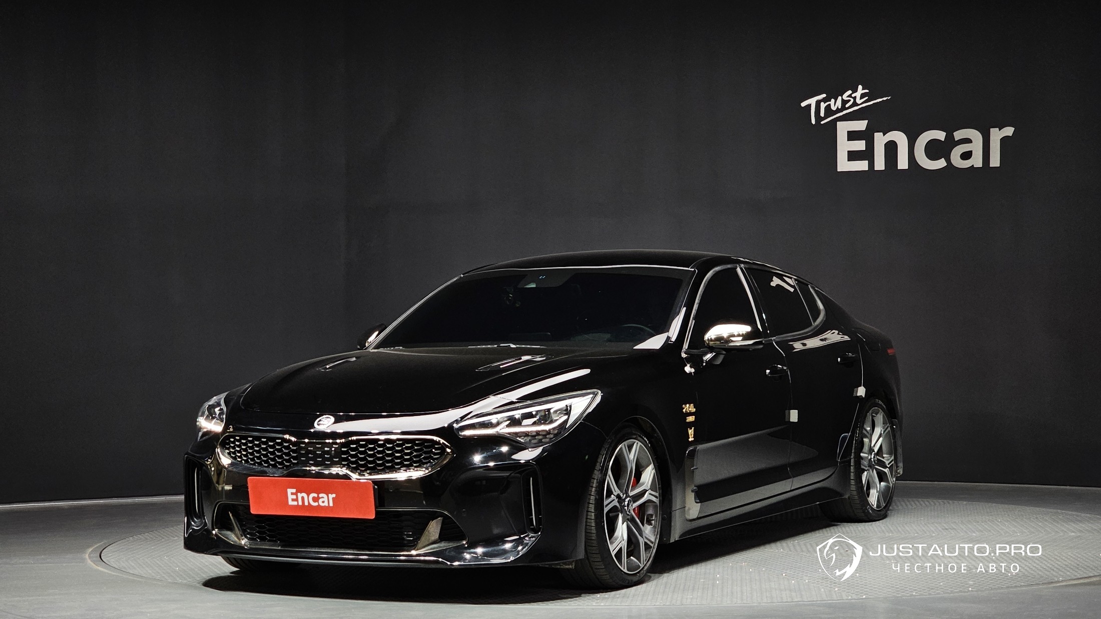 Автомобиль Kia Stinger