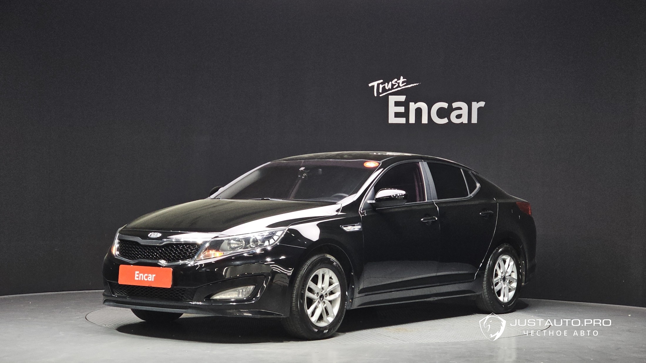 Автомобиль Kia K5