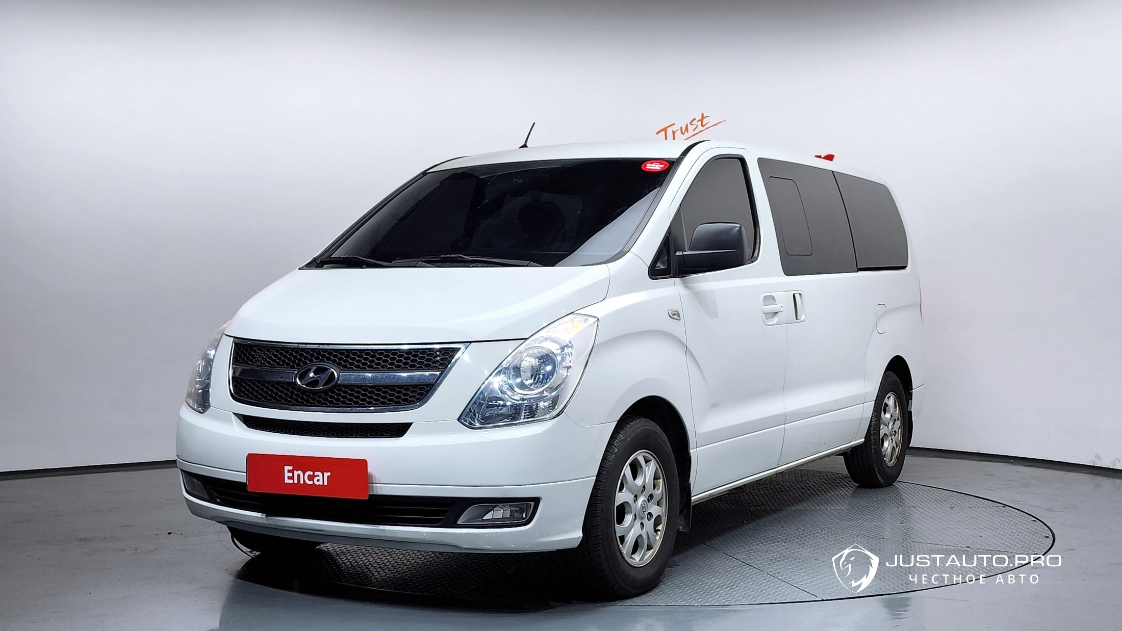 Автомобиль Hyundai Starex