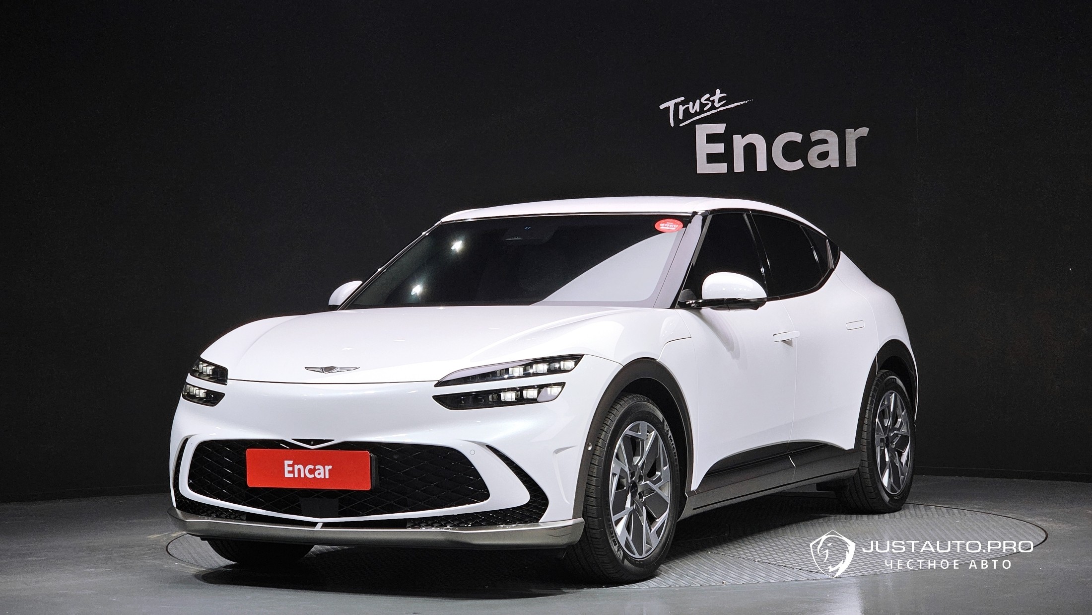 Автомобиль Genesis GV60