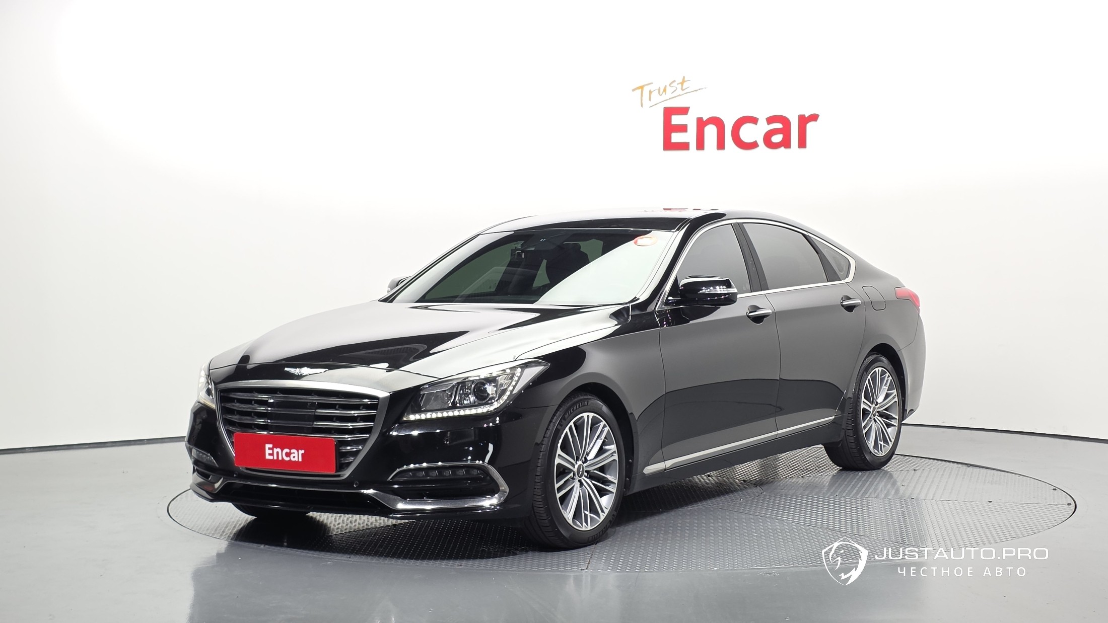 Автомобиль Genesis G80
